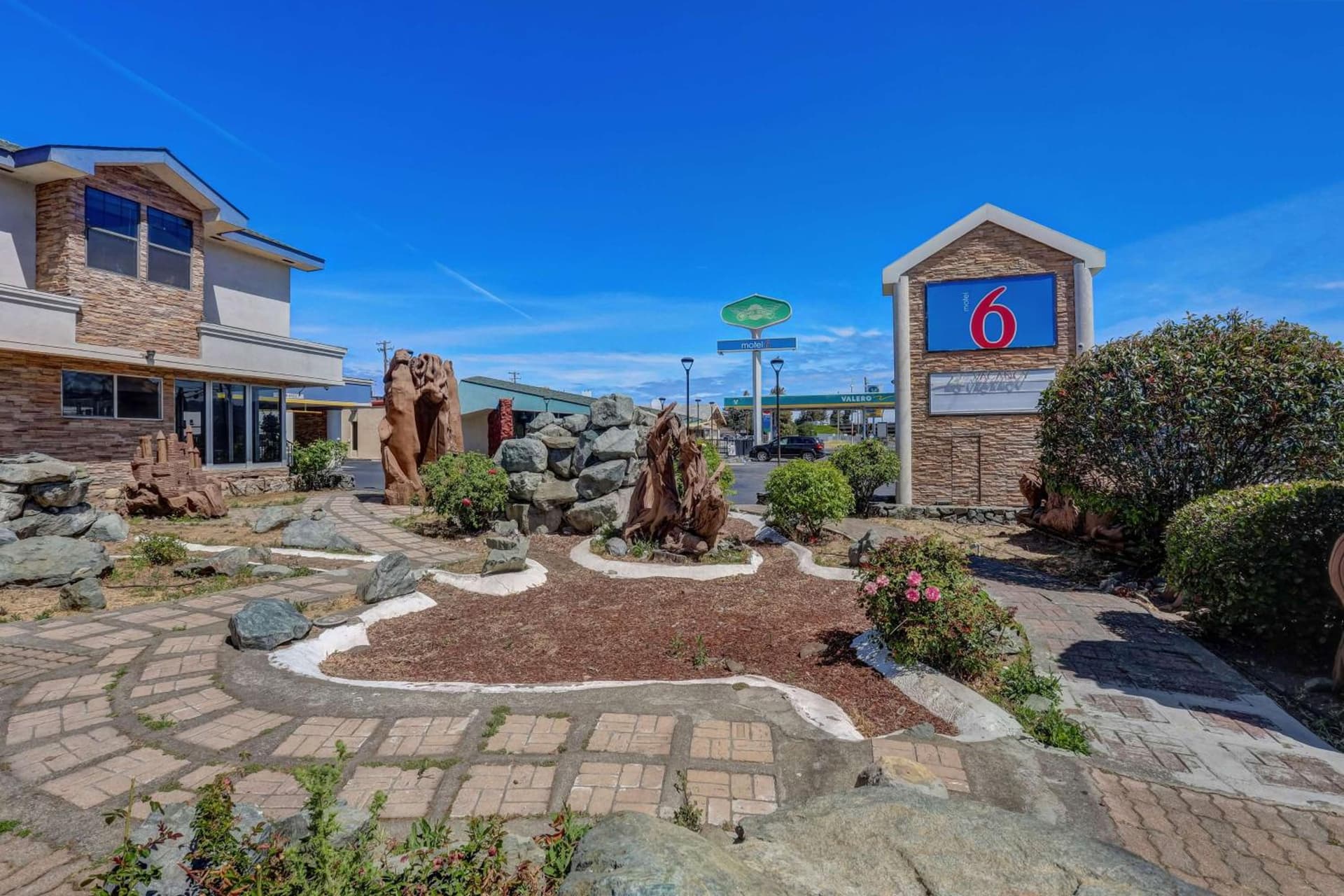 Motel 6-Ukiah, CA - North interior in Ukiah, CA — gallery photo 2