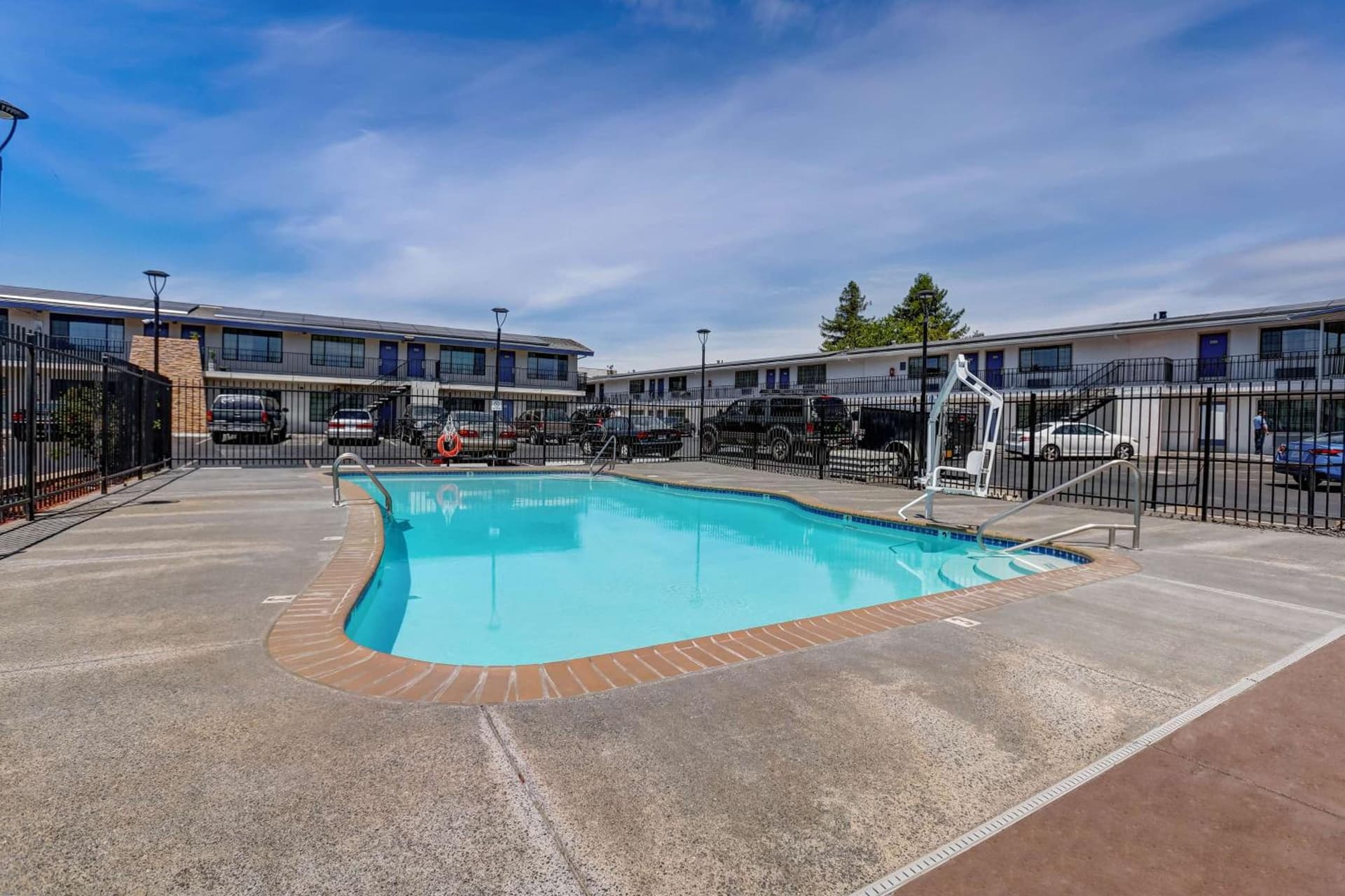 Motel 6-Ukiah, CA - North property views in Ukiah, CA — gallery photo 3