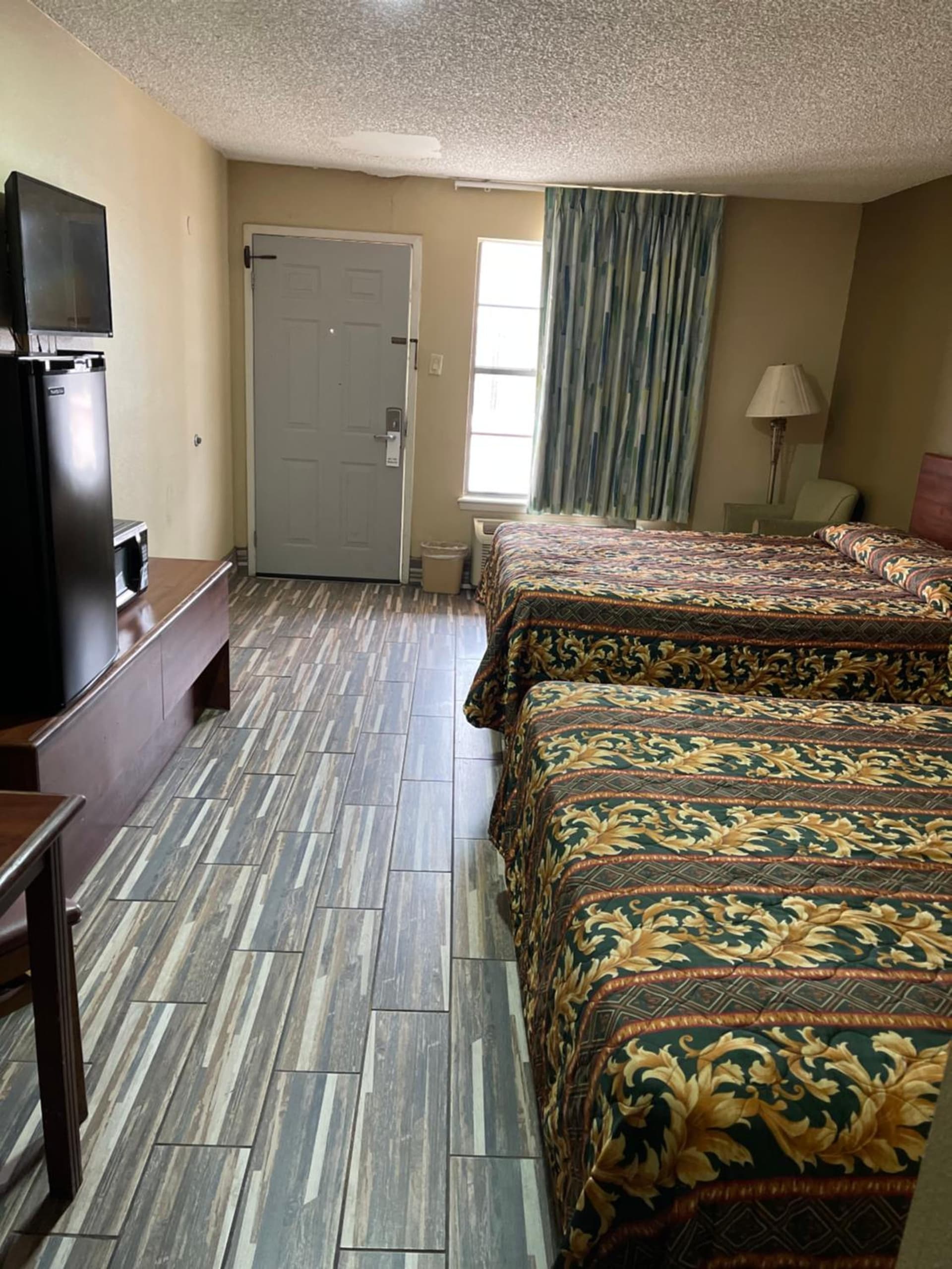 Plaza Inn interior in Big Spring, TX — gallery photo 2