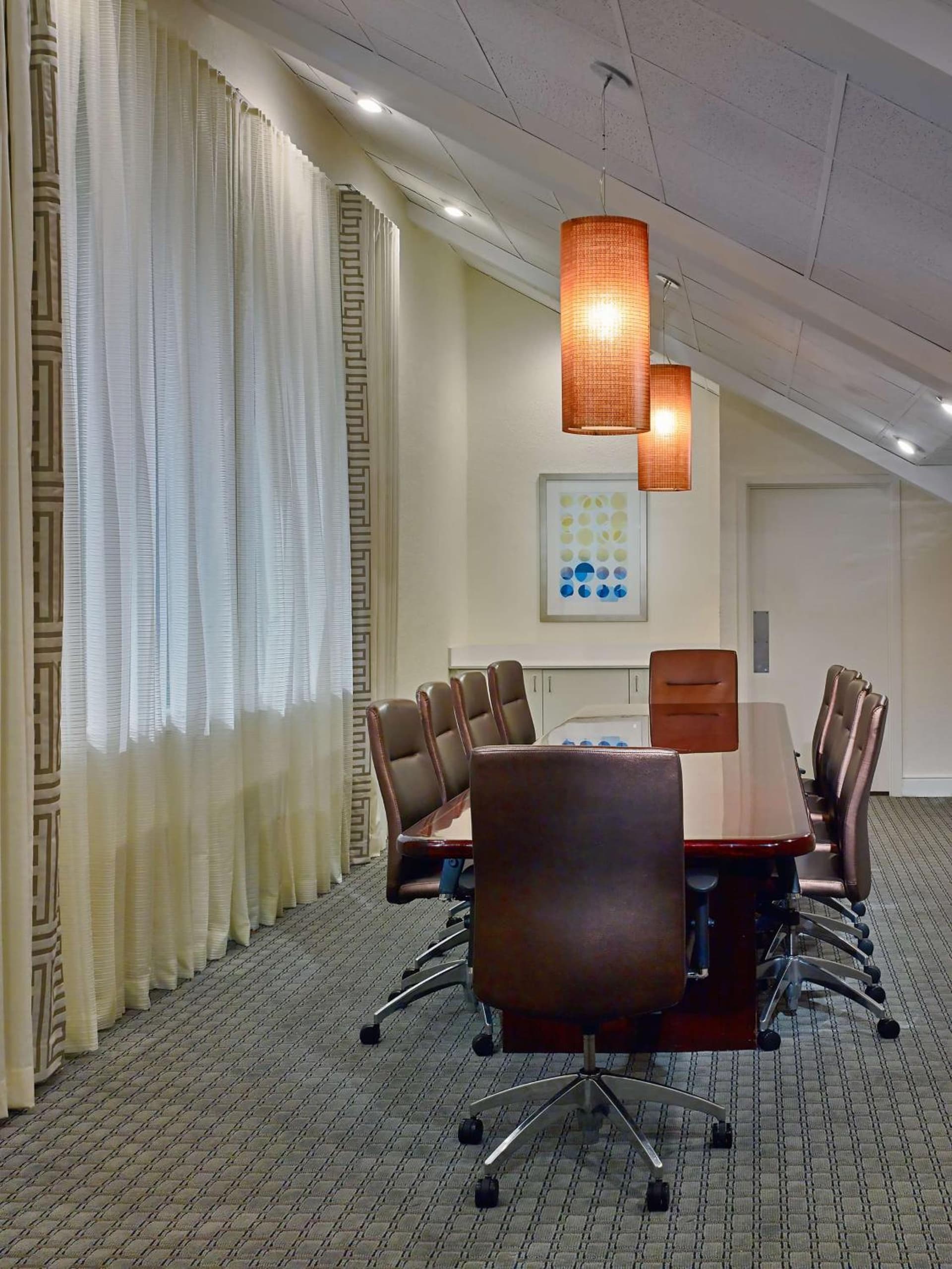Sonesta Simply Suites Memphis East Poplar Pike featured exterior or lobby in Memphis, TN — similar hotel
