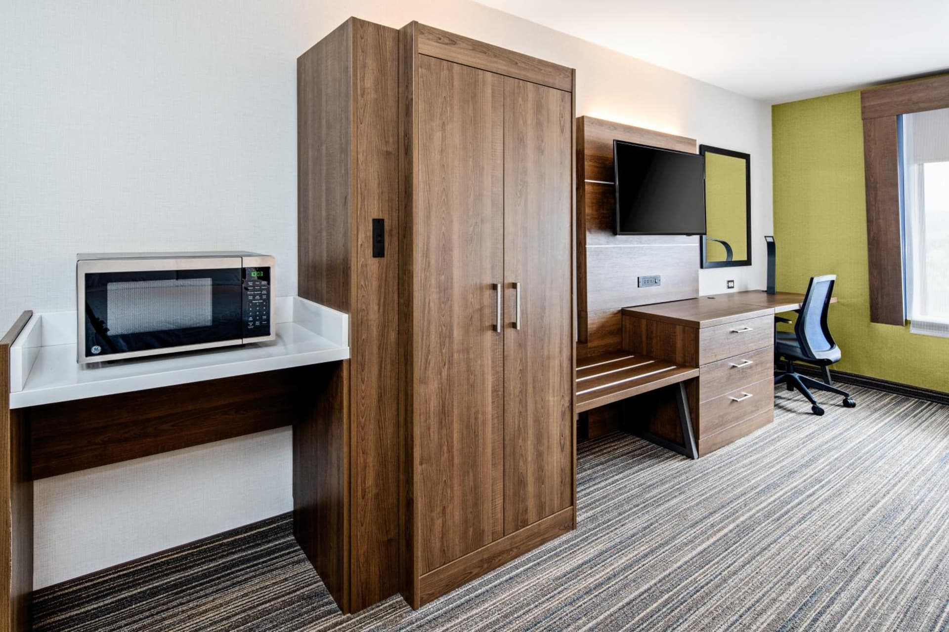 Holiday Inn Express Hotel & Suites Atascadero by IHG gallery photo in Atascadero, CA — image 44