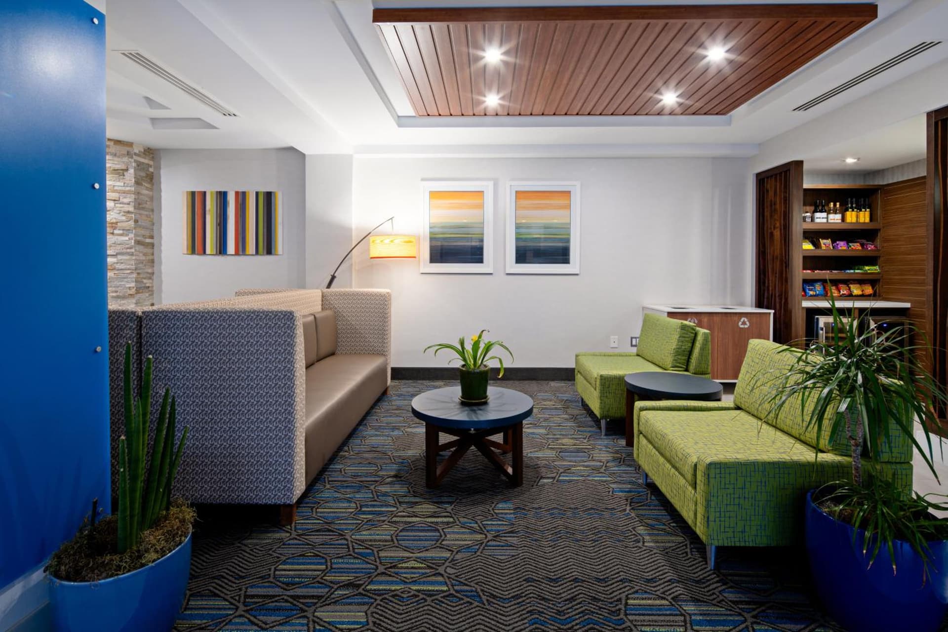 Holiday Inn Express Hotel & Suites Atascadero by IHG gallery photo in Atascadero, CA — image 9
