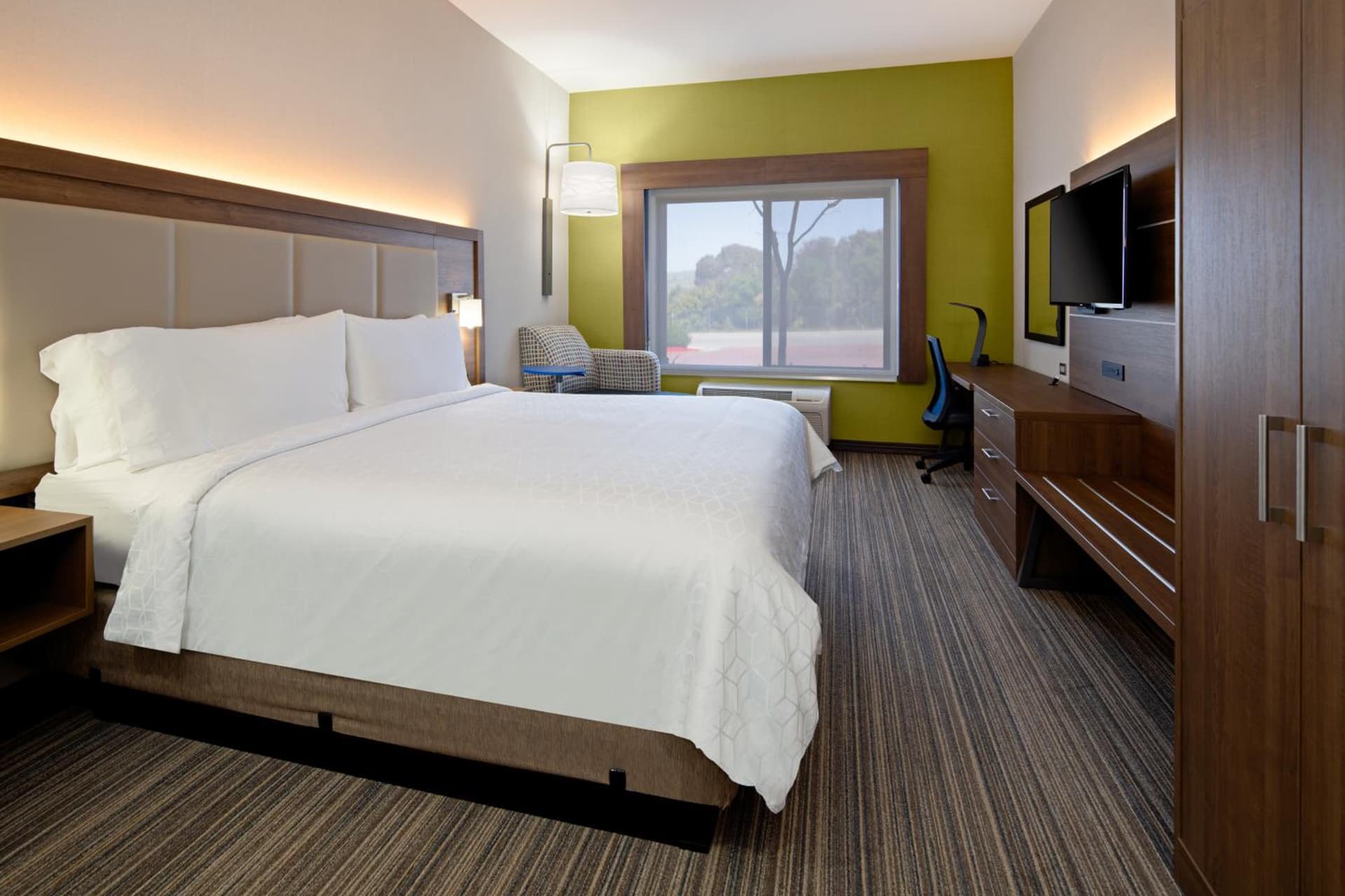 Holiday Inn Express Hotel & Suites Atascadero by IHG gallery photo in Atascadero, CA — image 32