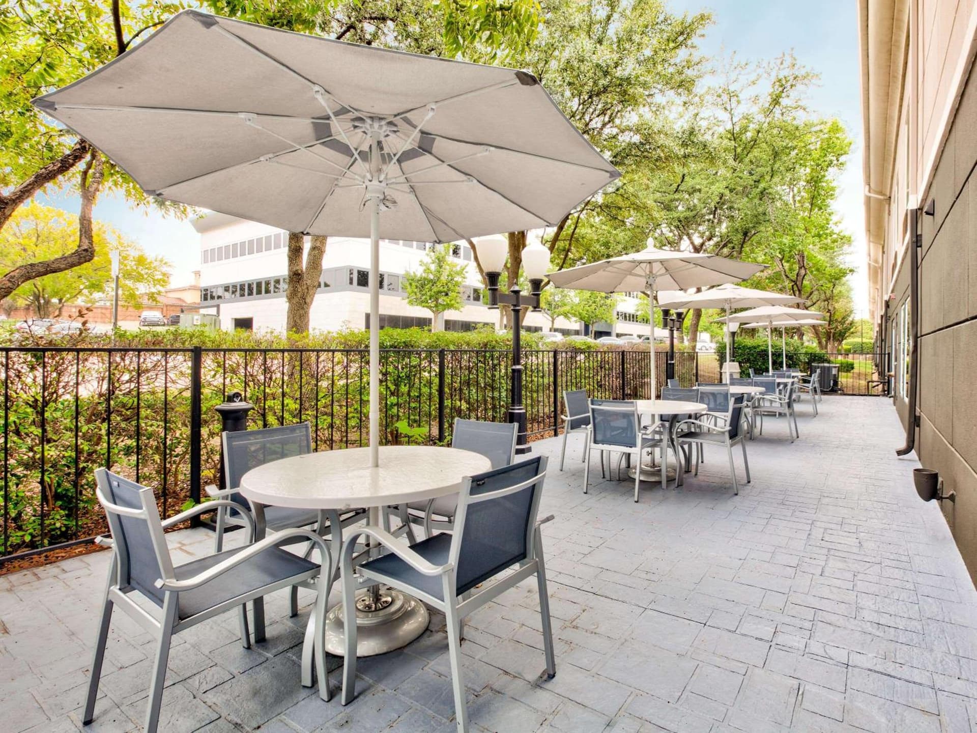 La Quinta by Wyndham Dallas - Las Colinas gallery photo in Irving, TX — image 21