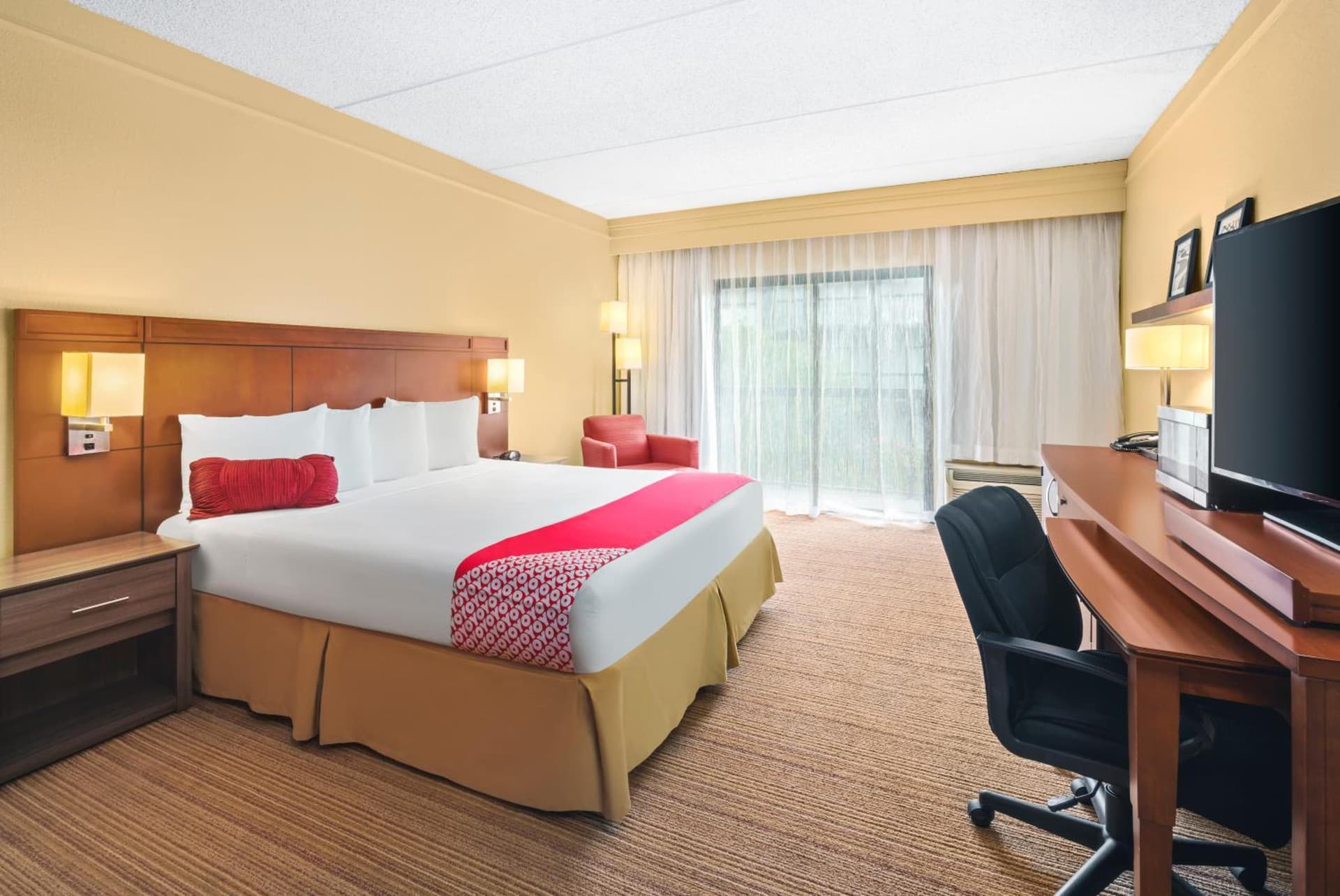 Super 8 by Wyndham Dallas Love Field Airport gallery photo in Dallas, TX — image 59