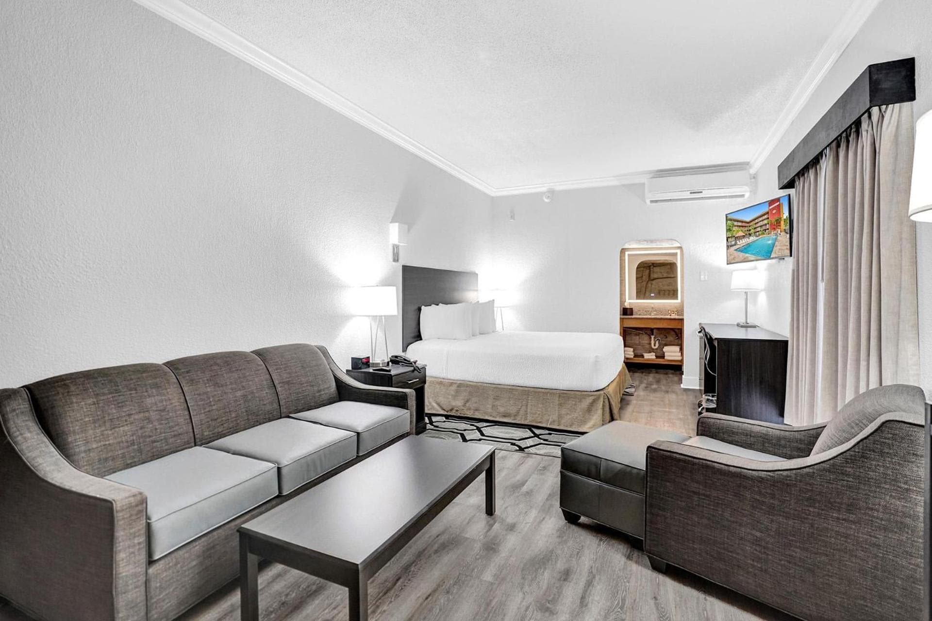 The Harrison Hotel Downtown Hollywood FL, an Ascend Collection Hotel property views in Hollywood, FL — gallery photo 3