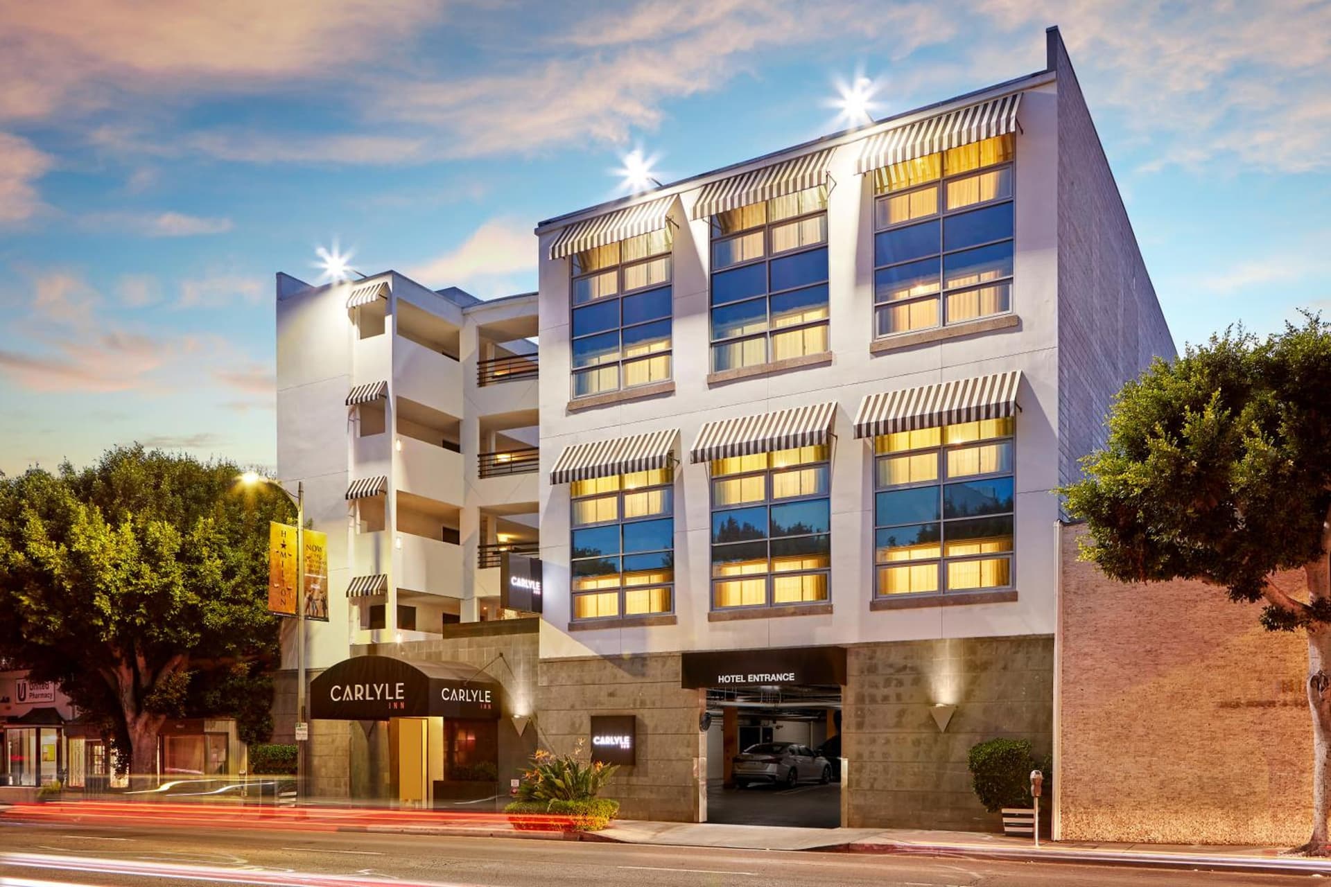 Carlyle Inn featured exterior or lobby in Los Angeles, CA — similar hotel