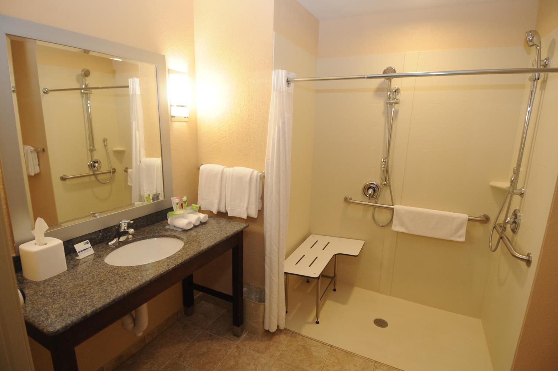 Holiday Inn Express Somerset by IHG interior in Somerset, PA — gallery photo 2