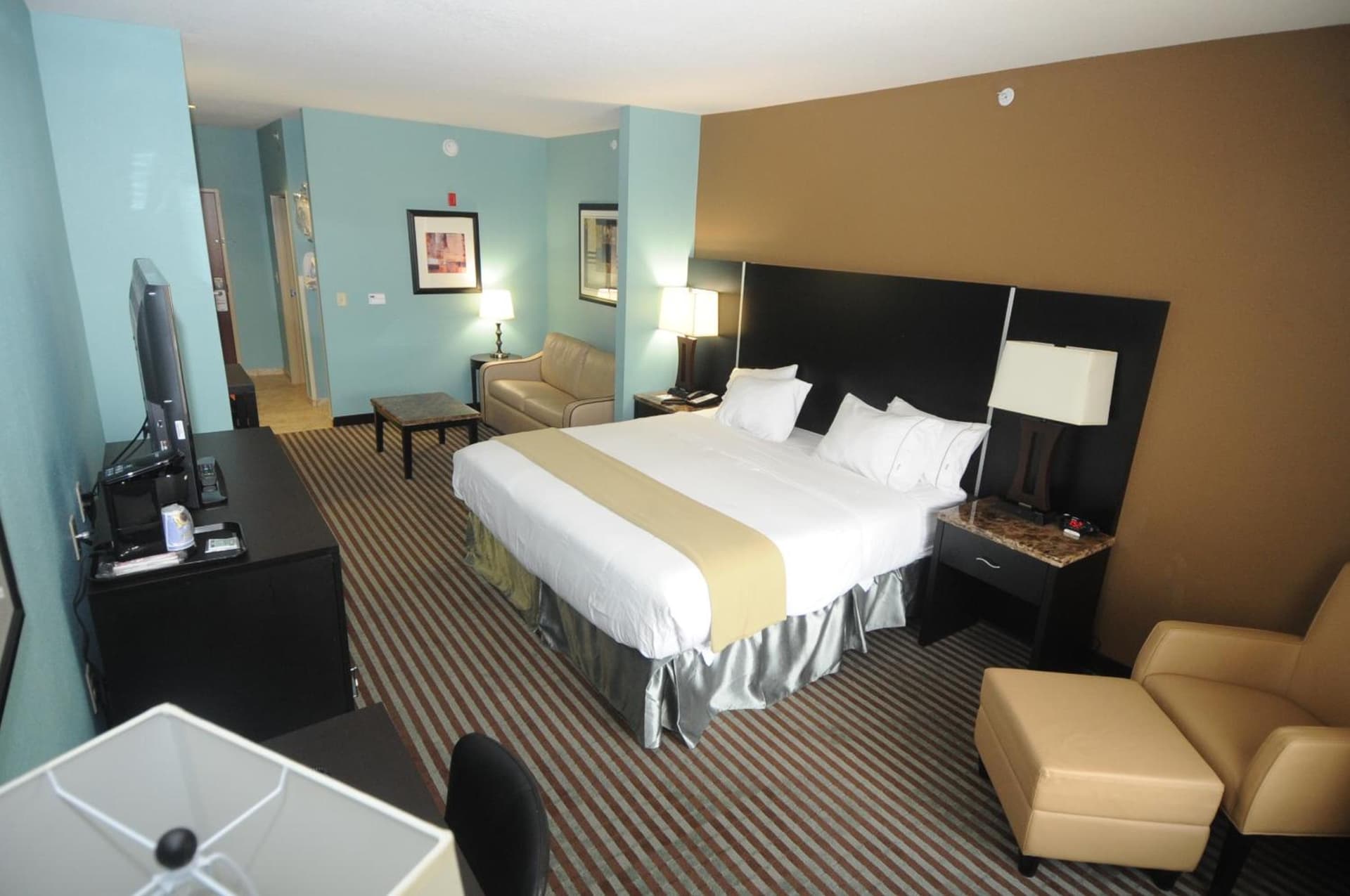 Holiday Inn Express Somerset by IHG property views in Somerset, PA — gallery photo 3