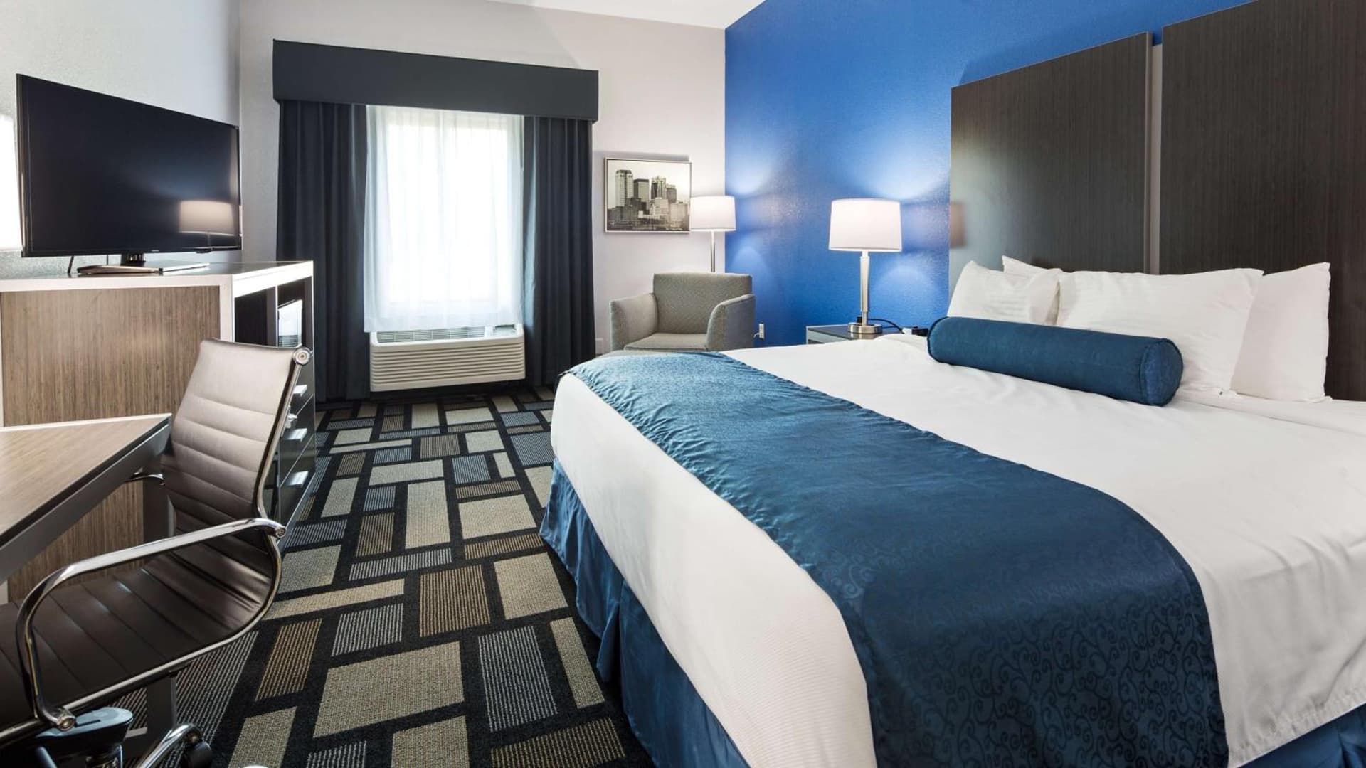 Best Western Plus Birmingham Inn & Suites gallery photo in Birmingham, AL — image 4