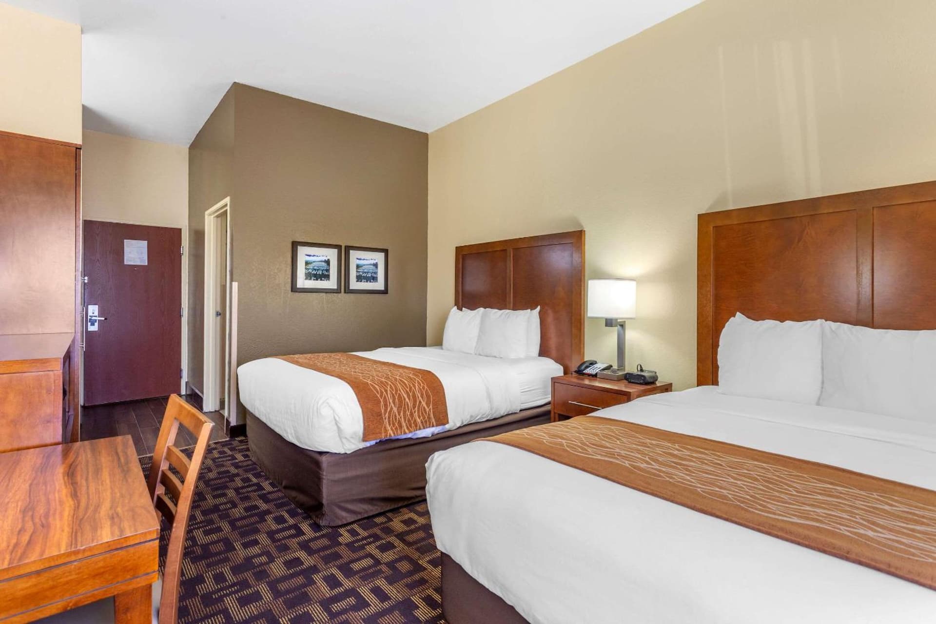 Comfort Inn & Suites North Aurora - Naperville gallery photo in North Aurora, IL — image 8