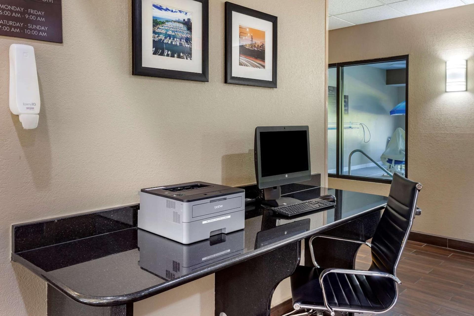 Comfort Inn & Suites North Aurora - Naperville gallery photo in North Aurora, IL — image 30
