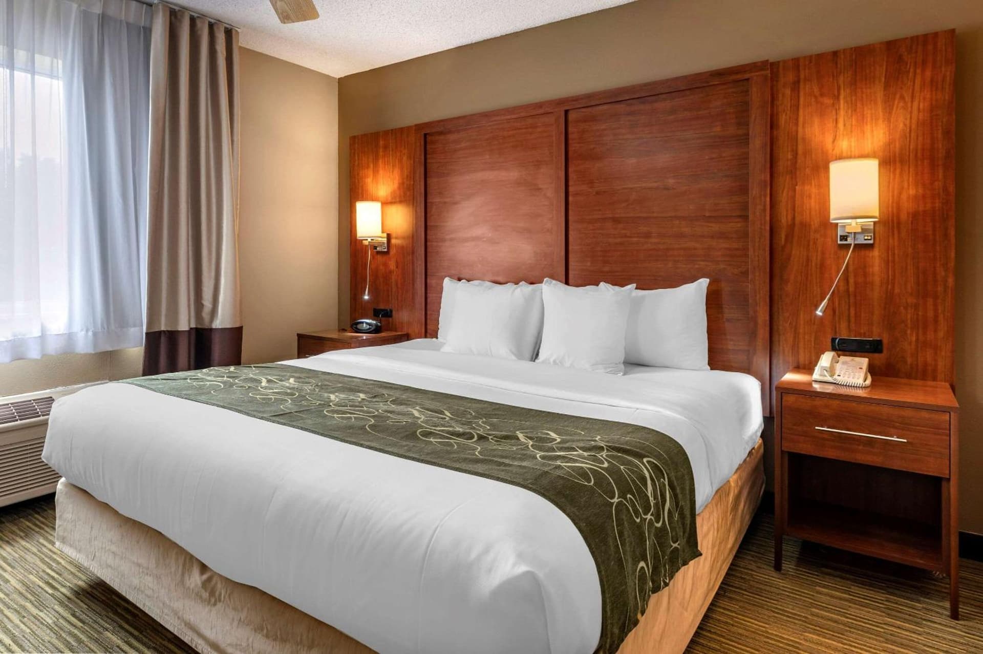 Comfort Suites Elkhart North gallery photo in Elkhart, IN — image 28