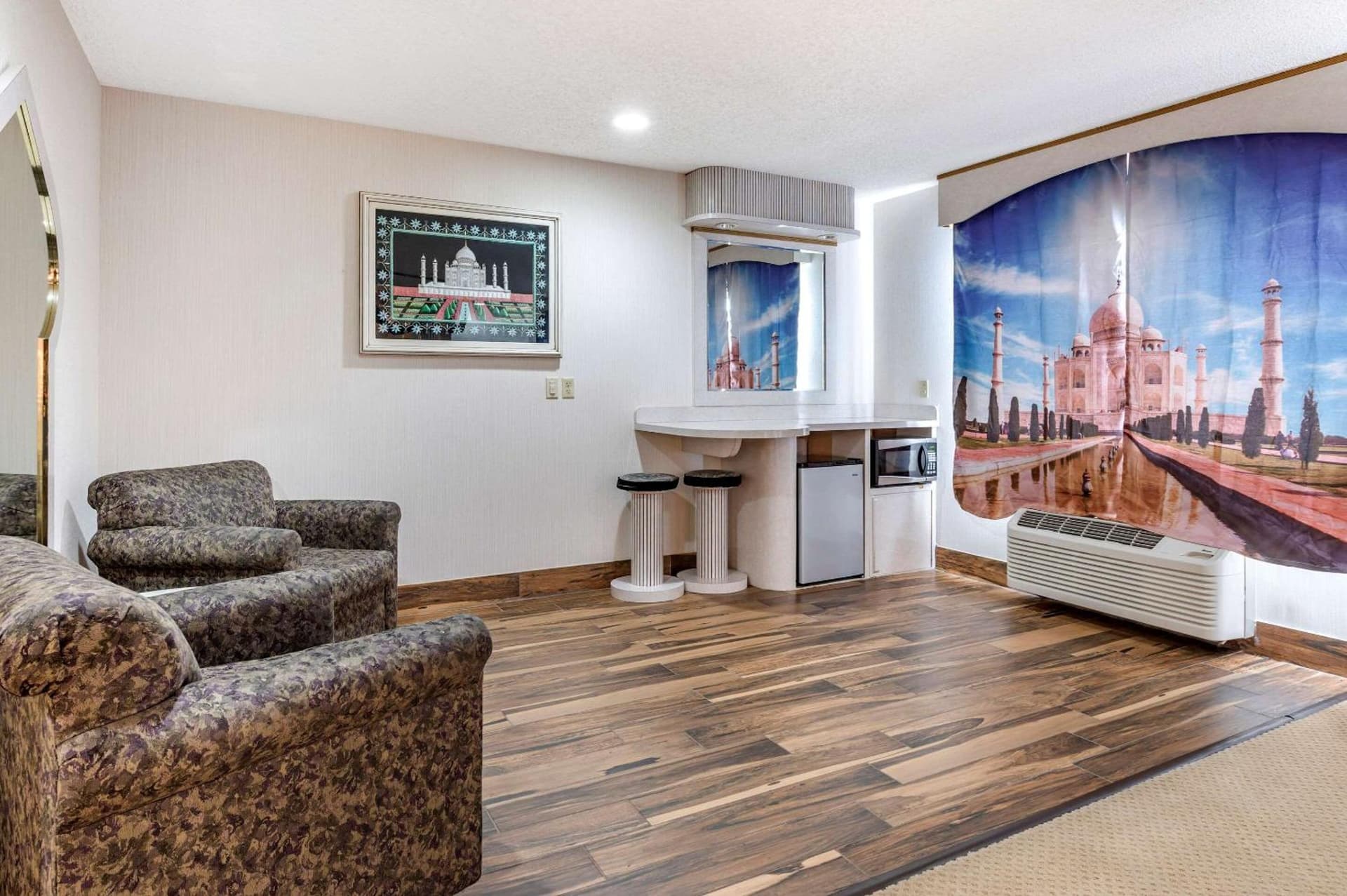 Comfort Suites Elkhart North gallery photo in Elkhart, IN — image 24