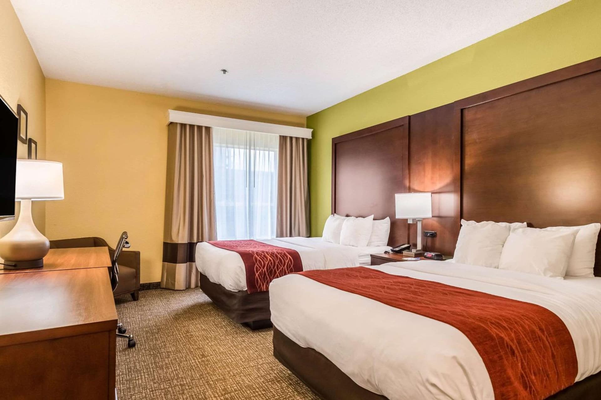 Comfort Inn & Suites Dayton Northwest - Englewood gallery photo in Dayton, OH — image 7