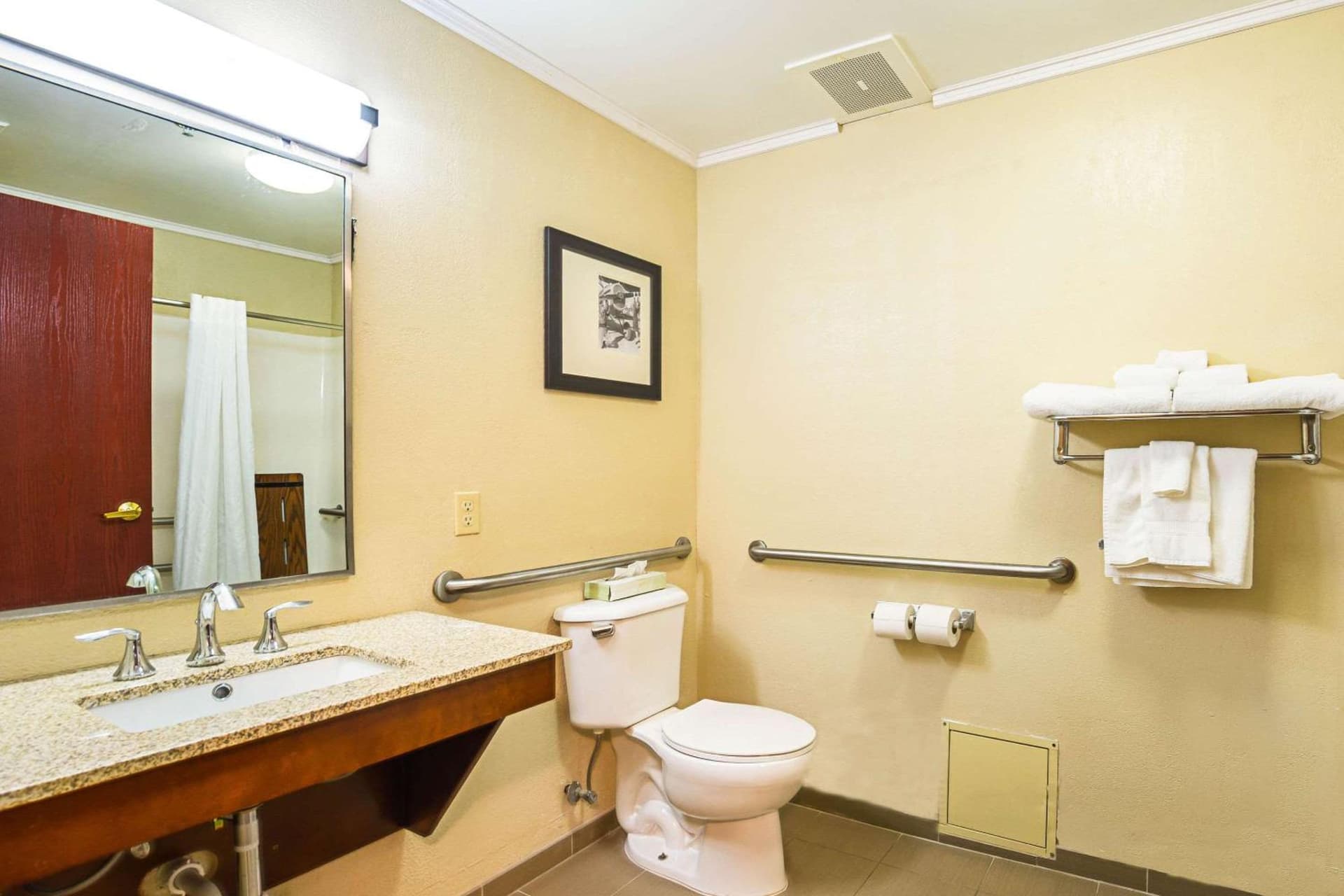 Comfort Inn & Suites Dayton Northwest - Englewood property views in Dayton, OH — gallery photo 3