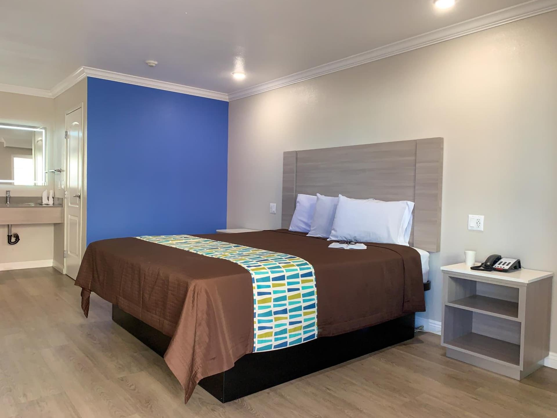 Mojave Inn gallery photo in Victorville, CA — image 30