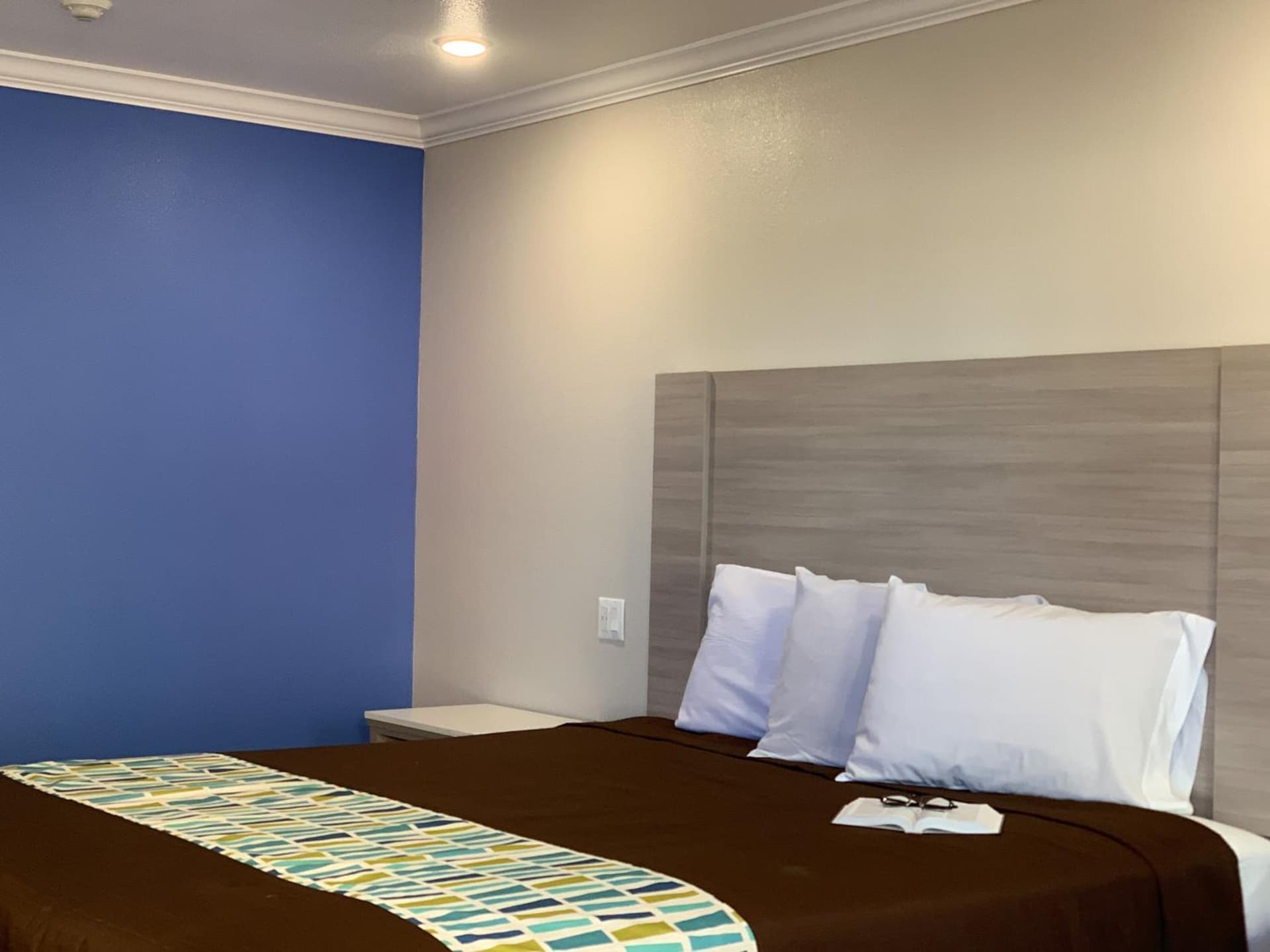 Mojave Inn gallery photo in Victorville, CA — image 4