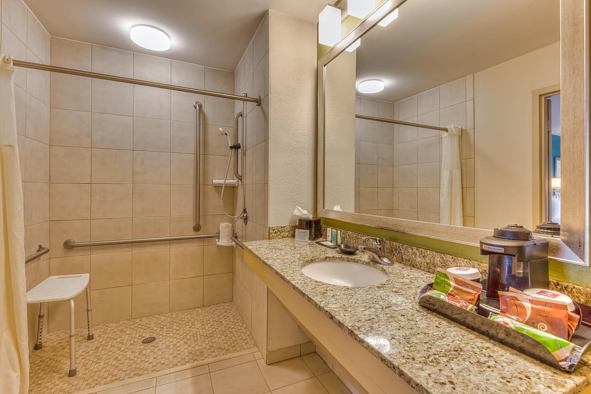 Quality Inn Gulfport I-10 gallery photo in Gulfport, MS — image 11