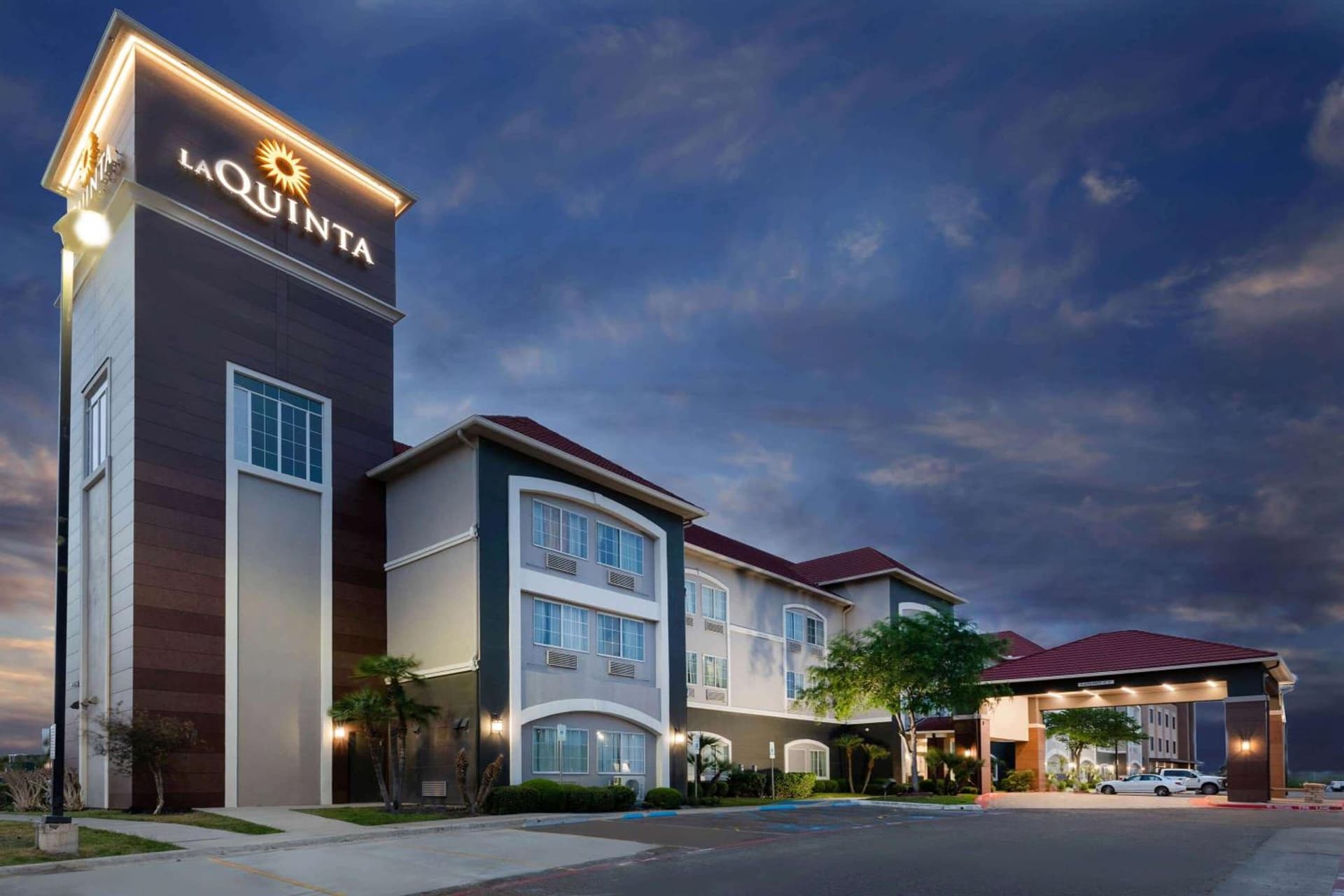 La Quinta by Wyndham Laredo Airport gallery photo in Laredo, TX — image 23