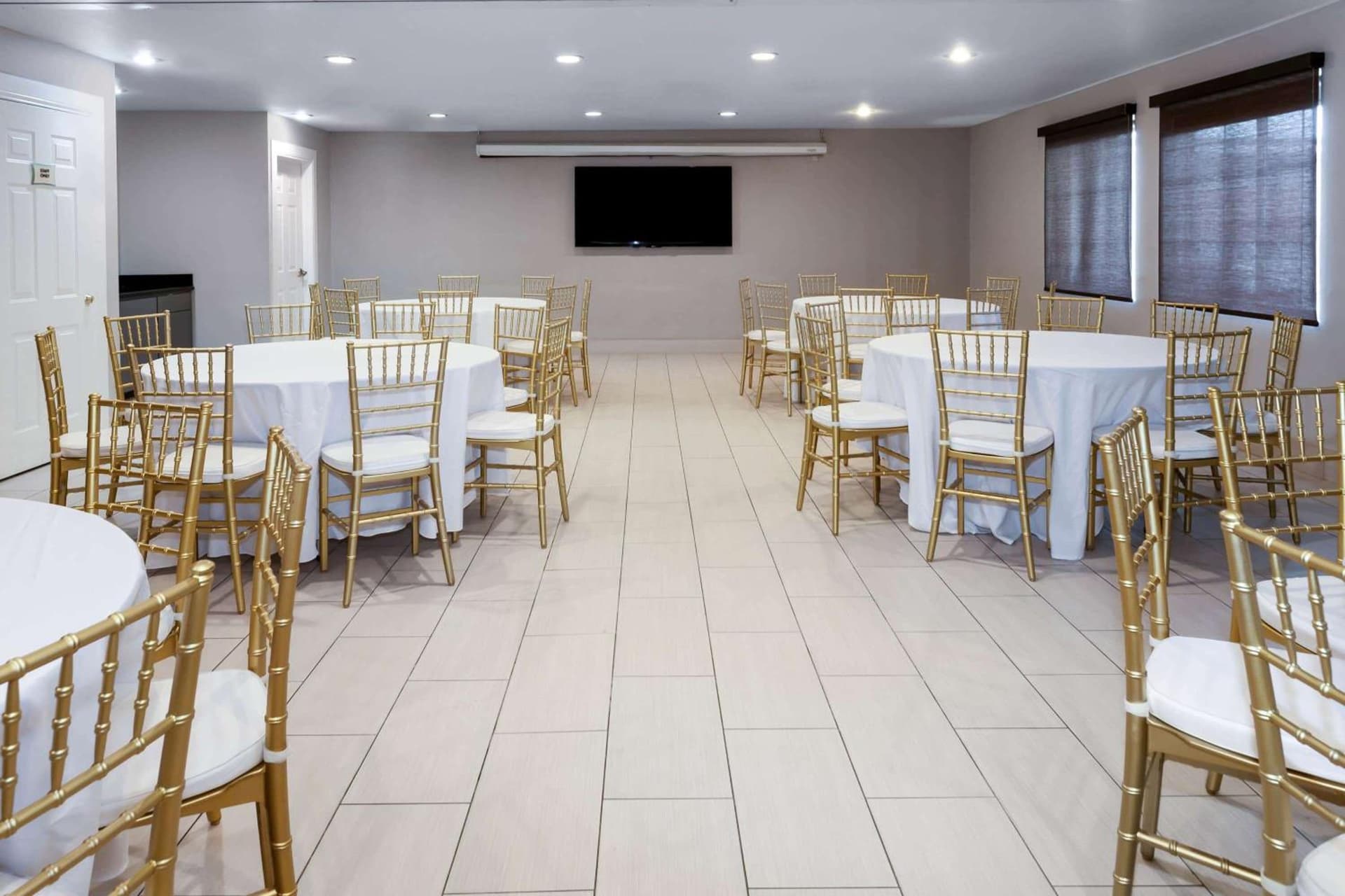 La Quinta by Wyndham Laredo Airport gallery photo in Laredo, TX — image 37