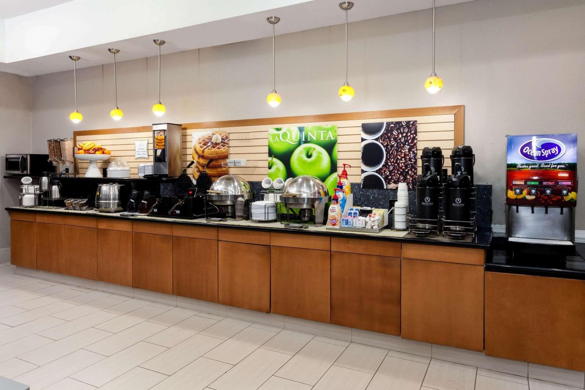 La Quinta by Wyndham Laredo Airport gallery photo in Laredo, TX — image 24
