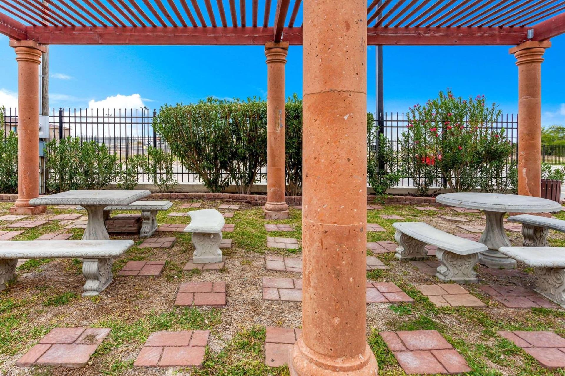 La Quinta by Wyndham Laredo Airport gallery photo in Laredo, TX — image 30