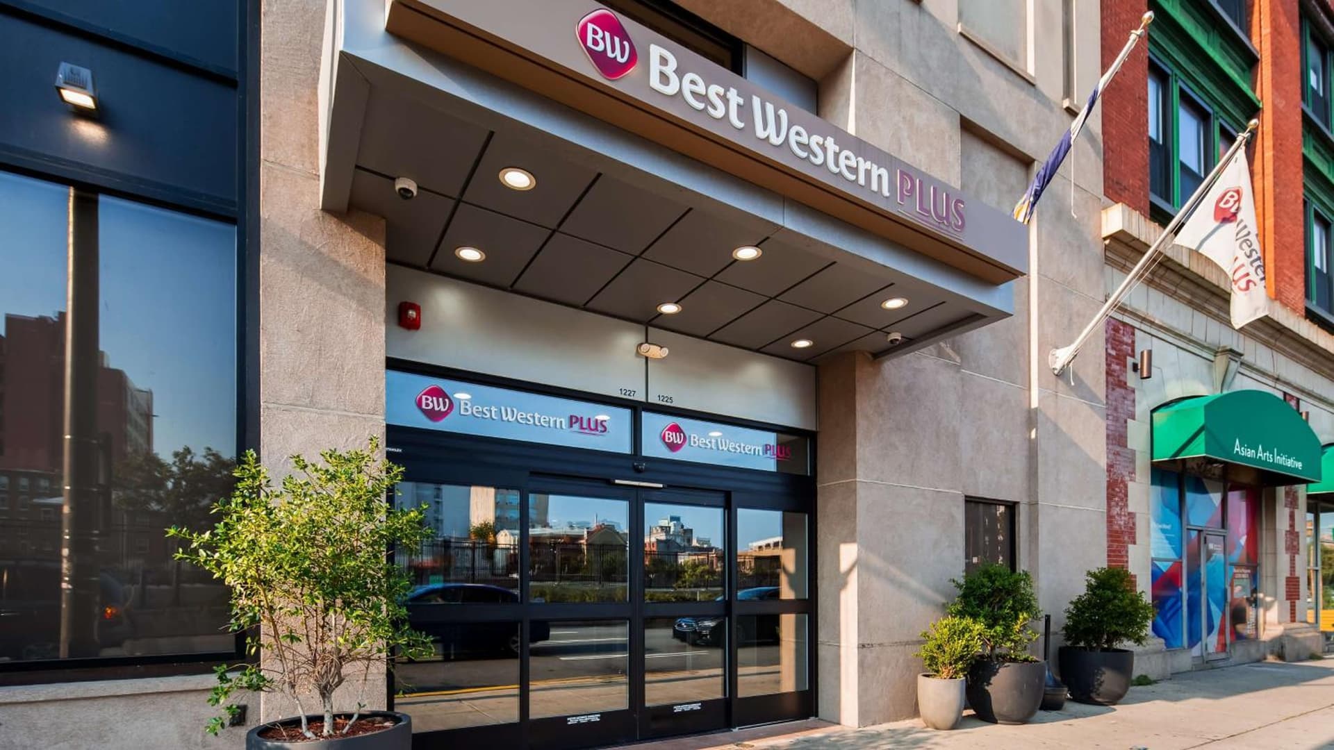 Best Western Plus Philadelphia Convention Center Hotel exterior or lobby in Philadelphia, PA — main listing photo