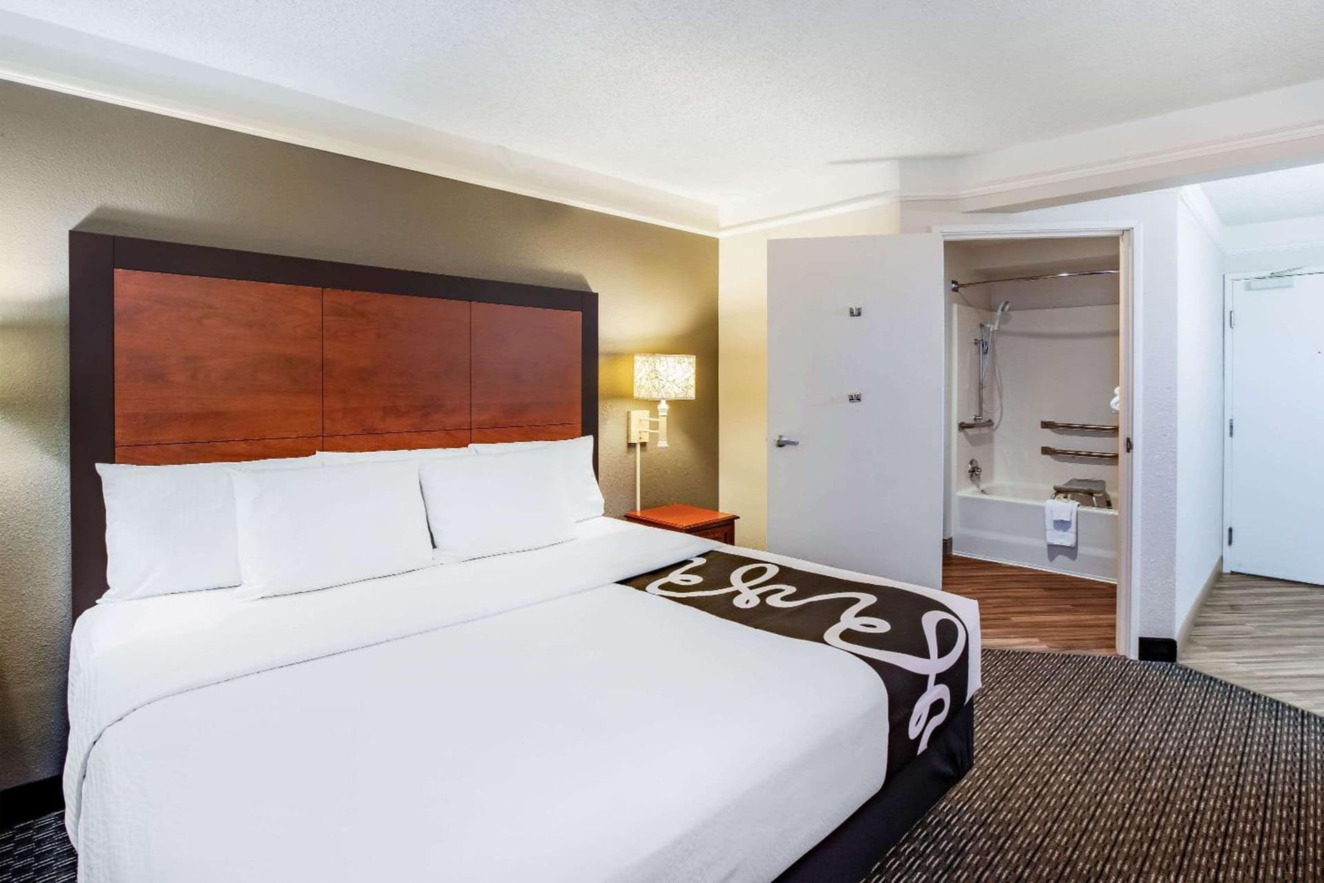 La Quinta by Wyndham Houston Baytown East gallery photo in Baytown, TX — image 15