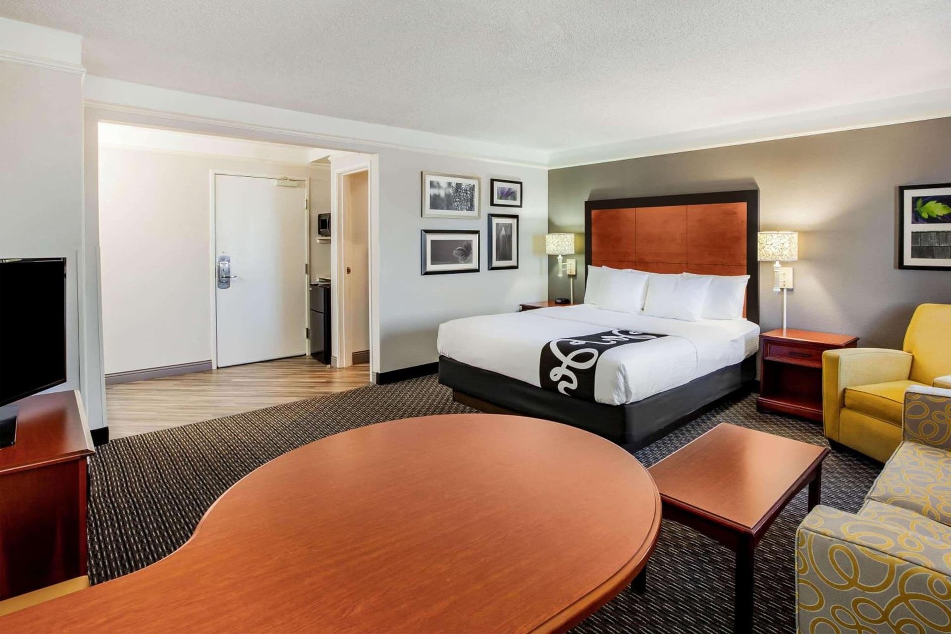 La Quinta by Wyndham Houston Baytown East gallery photo in Baytown, TX — image 17