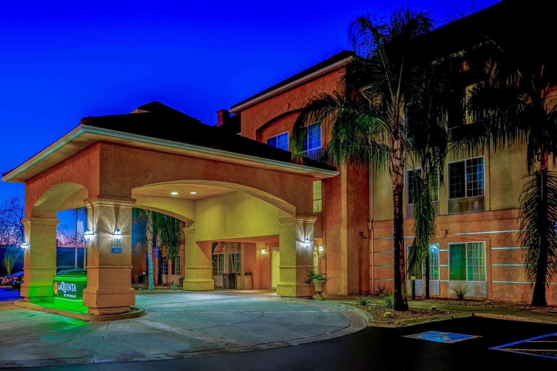 La Quinta by Wyndham Fowler gallery photo in Fowler, CA — image 5
