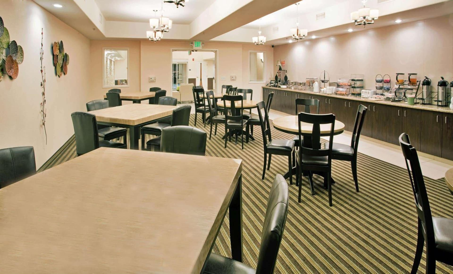 La Quinta by Wyndham Fowler gallery photo in Fowler, CA — image 42