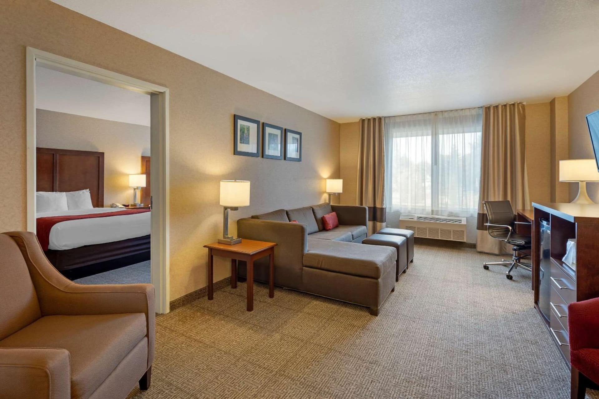 Comfort Suites Anchorage International Airport property views in Anchorage, AK — gallery photo 3