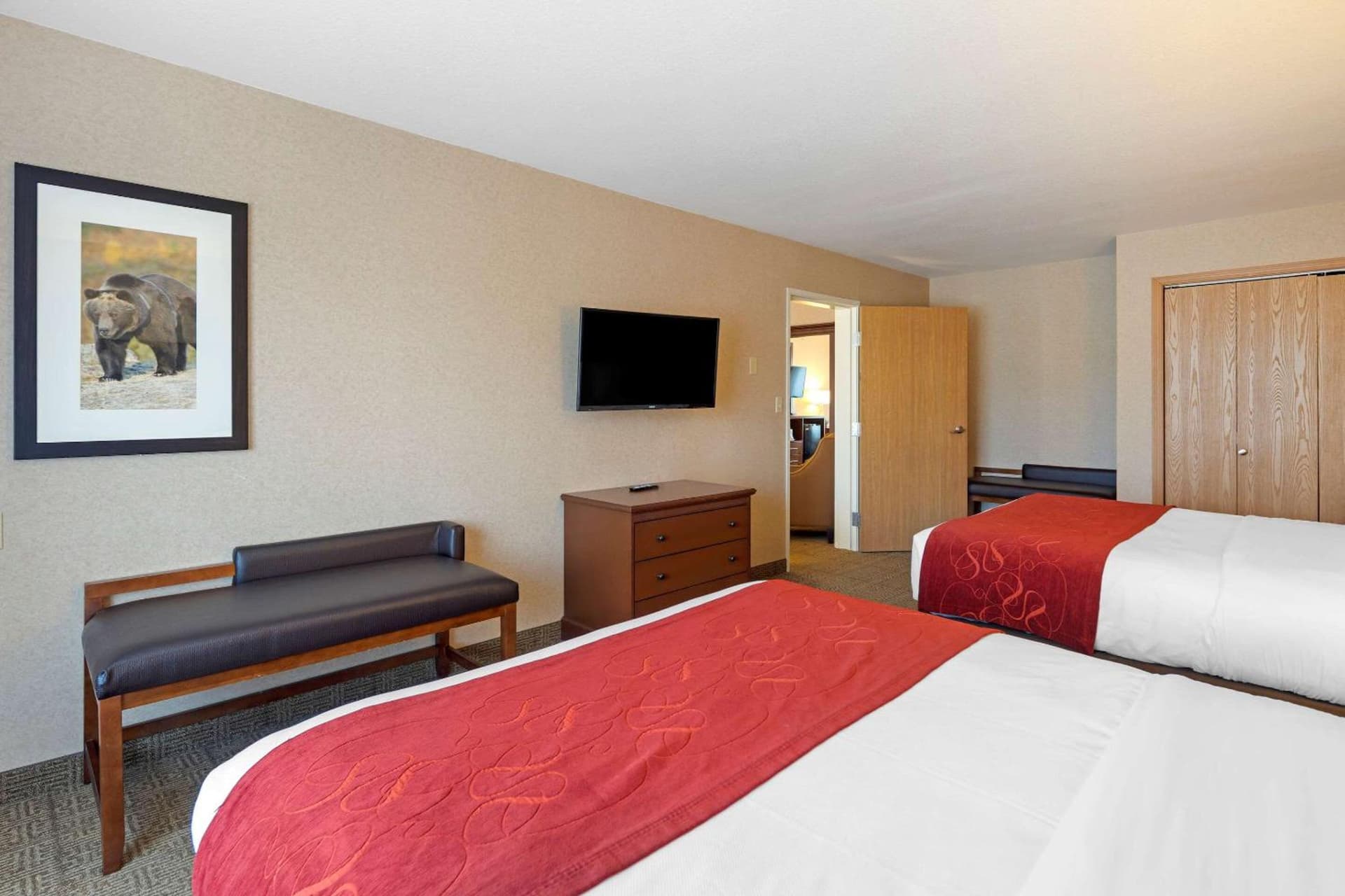 Comfort Suites Anchorage International Airport gallery photo in Anchorage, AK — image 32