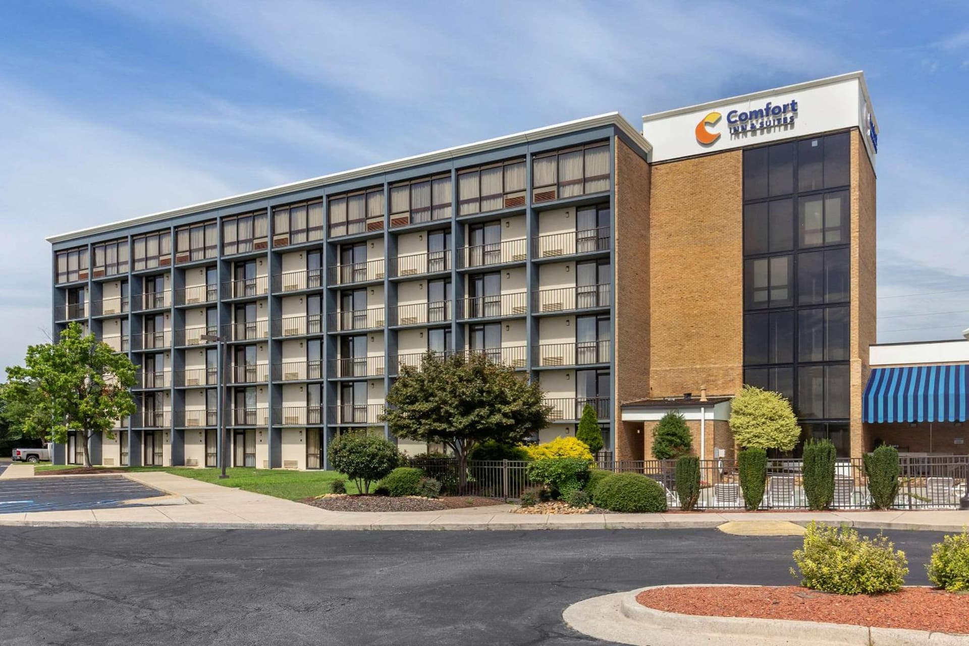Comfort Inn & Suites near Danville Mall interior in Danville, VA — gallery photo 2