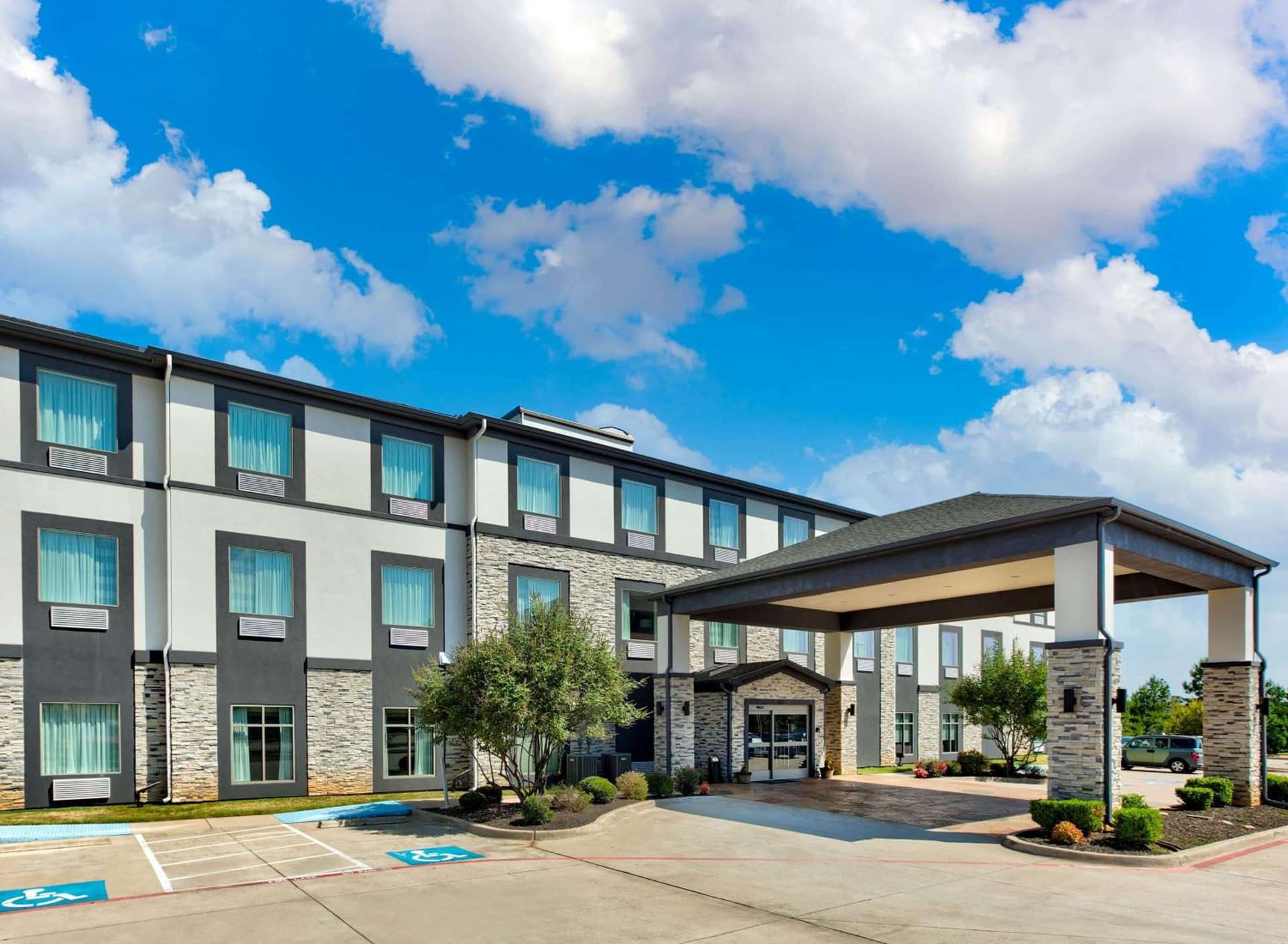 Wingate by Wyndham Longview North gallery photo in Longview, TX — image 39