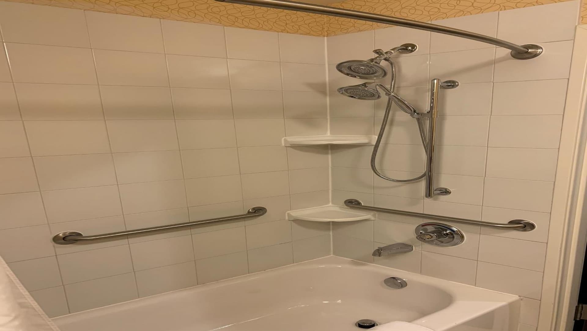 Holiday Inn Express Hotel & Suites Lansing-Dimondale by IHG property views in Dimondale, MI — gallery photo 3
