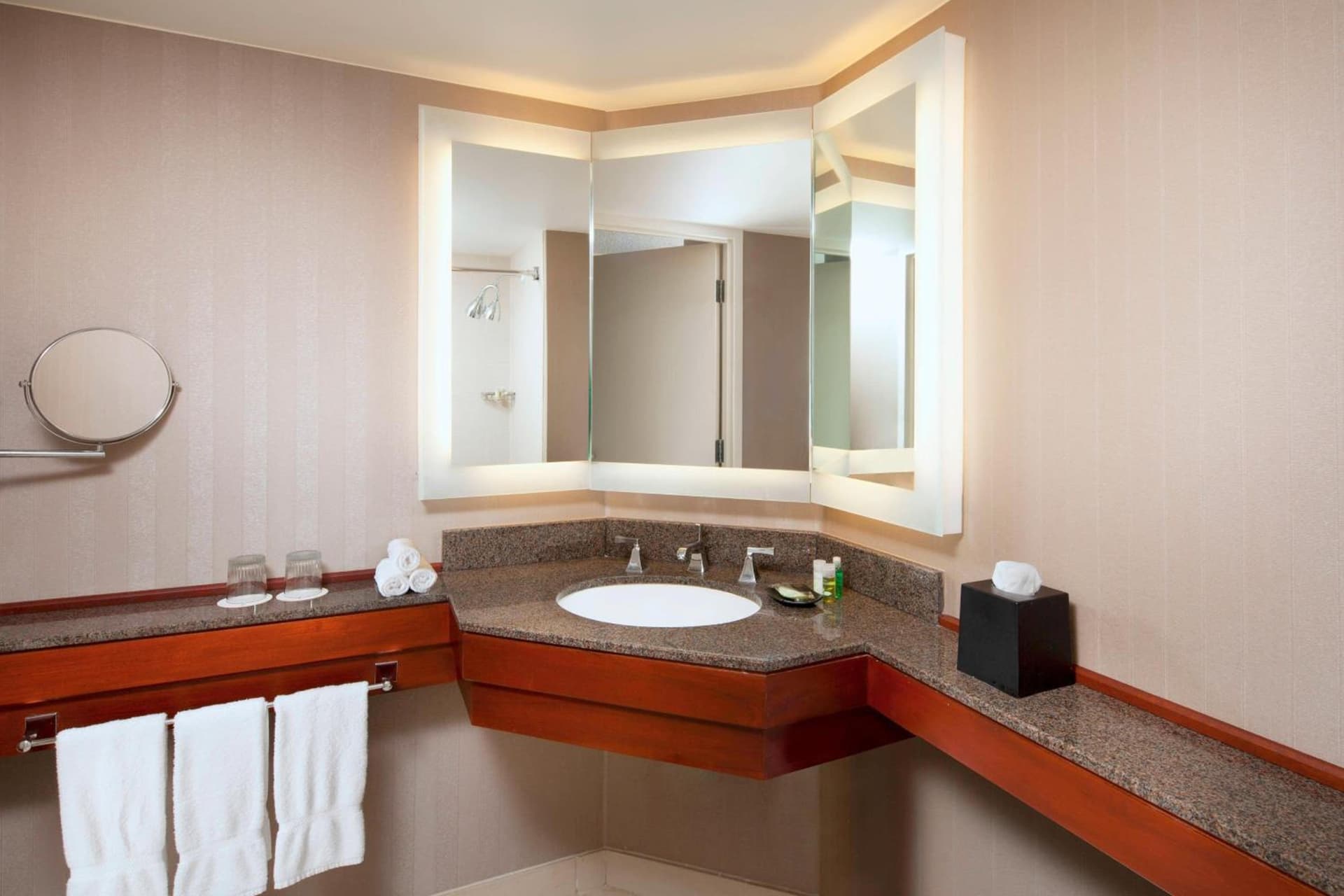 The Westin Long Beach gallery photo in Long Beach, CA — image 41