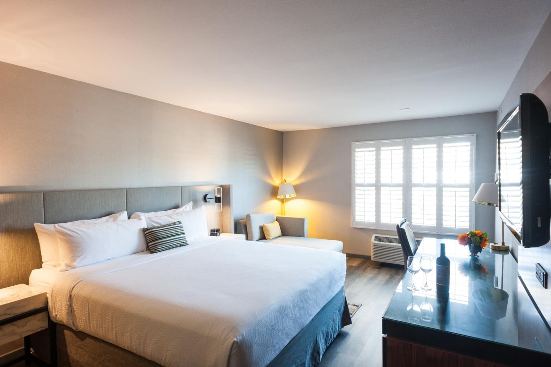 Hotel Indigo Napa Valley by IHG property views in Napa, CA — gallery photo 3