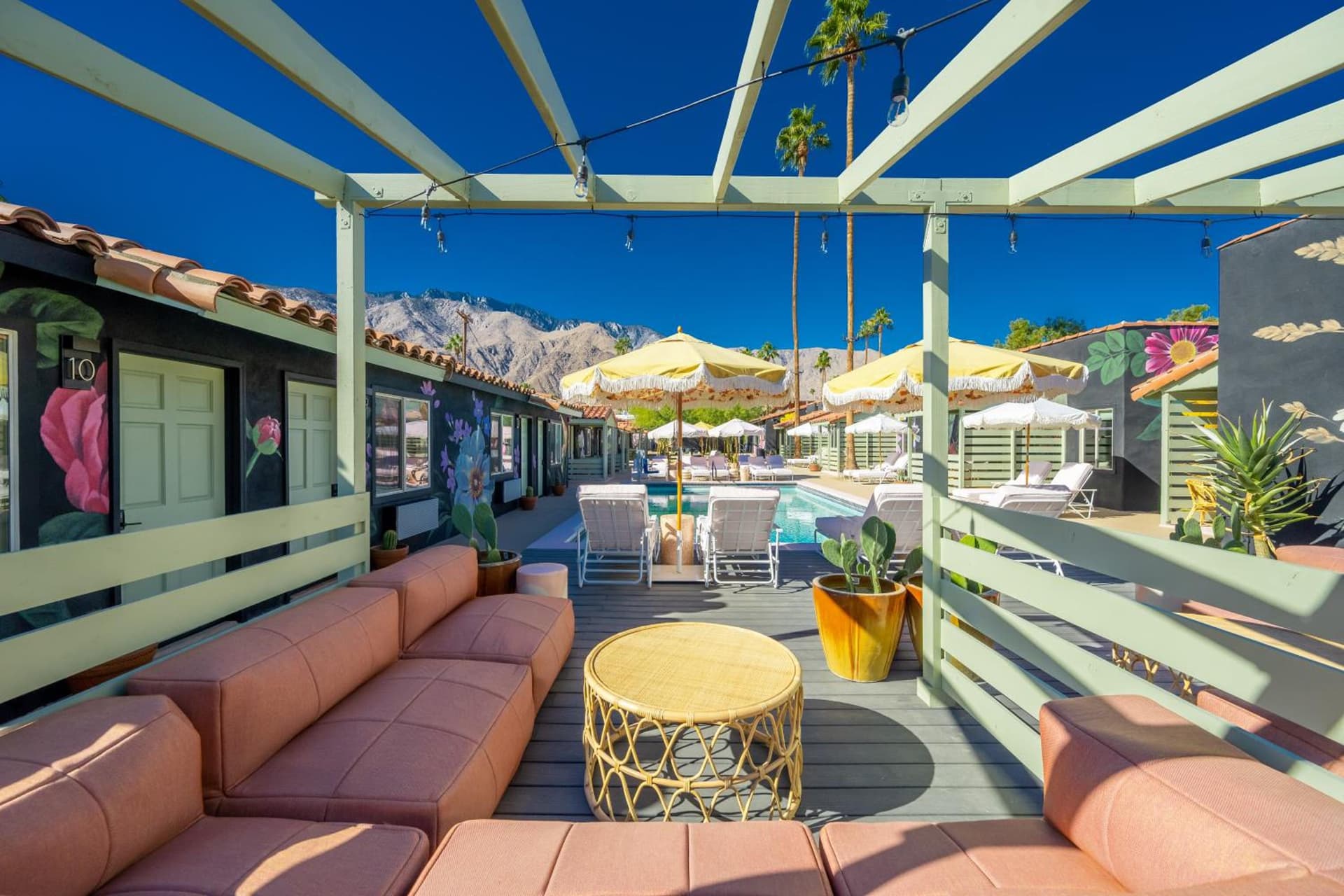 Fleur Noire Hotel - 21 and Over gallery photo in Palm Springs, CA — image 20