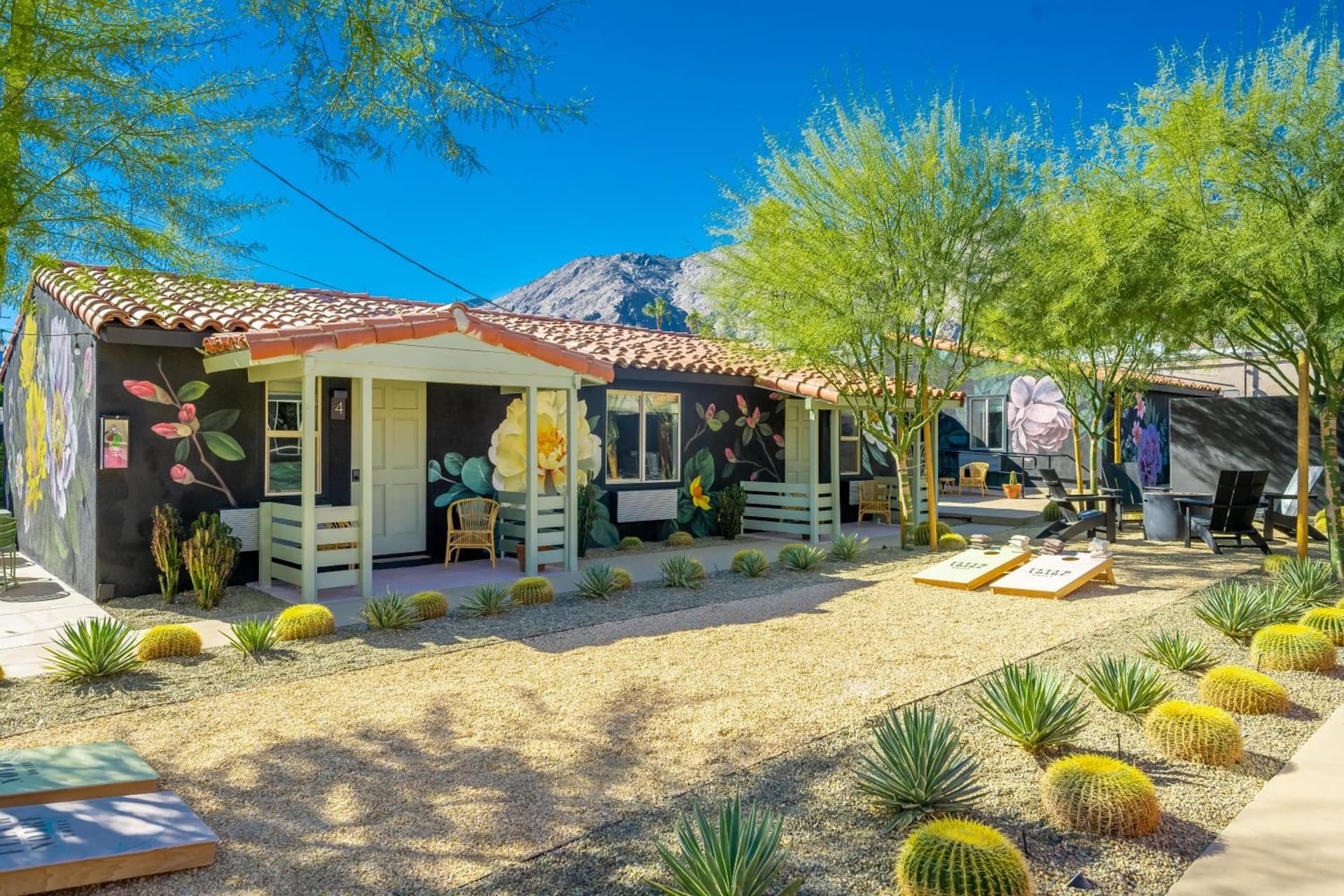 Fleur Noire Hotel - 21 and Over gallery photo in Palm Springs, CA — image 62