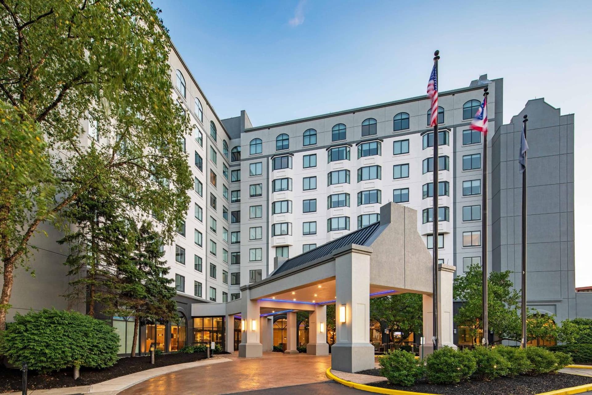 Sheraton Suites Columbus Worthington — hotel in Columbus, Ohio