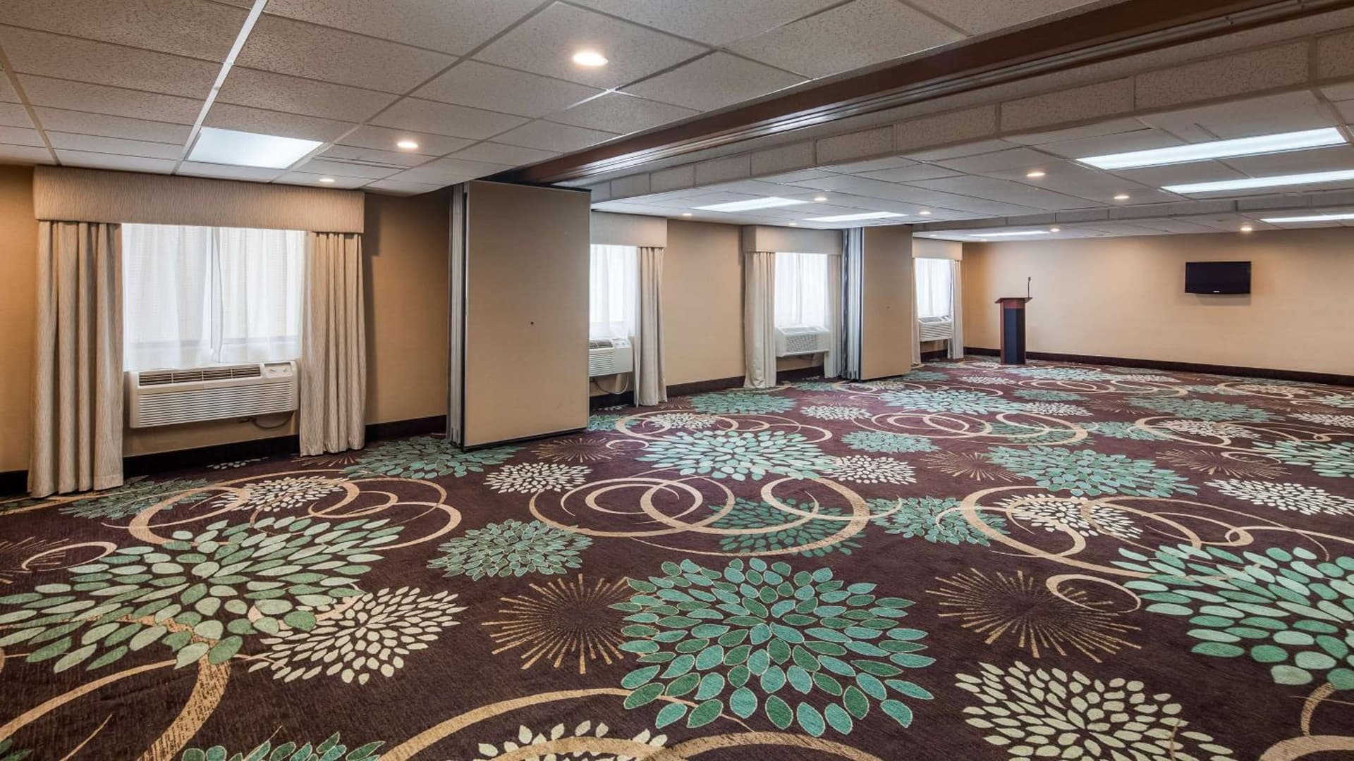 Best Western Detroit Livonia gallery photo in Livonia, MI — image 14