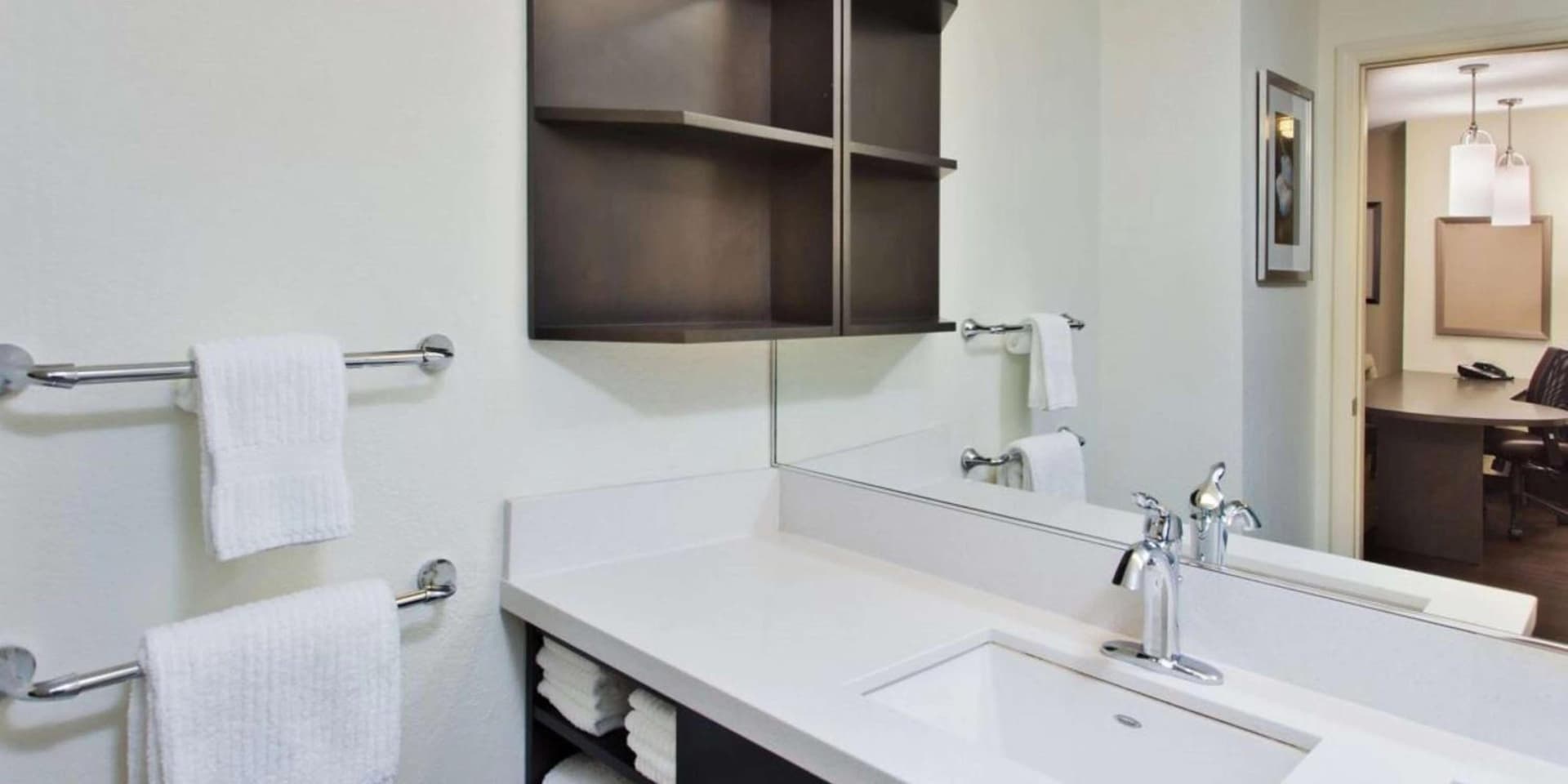 Sonesta Simply Suites Nanuet gallery photo in Nanuet, NY — image 4
