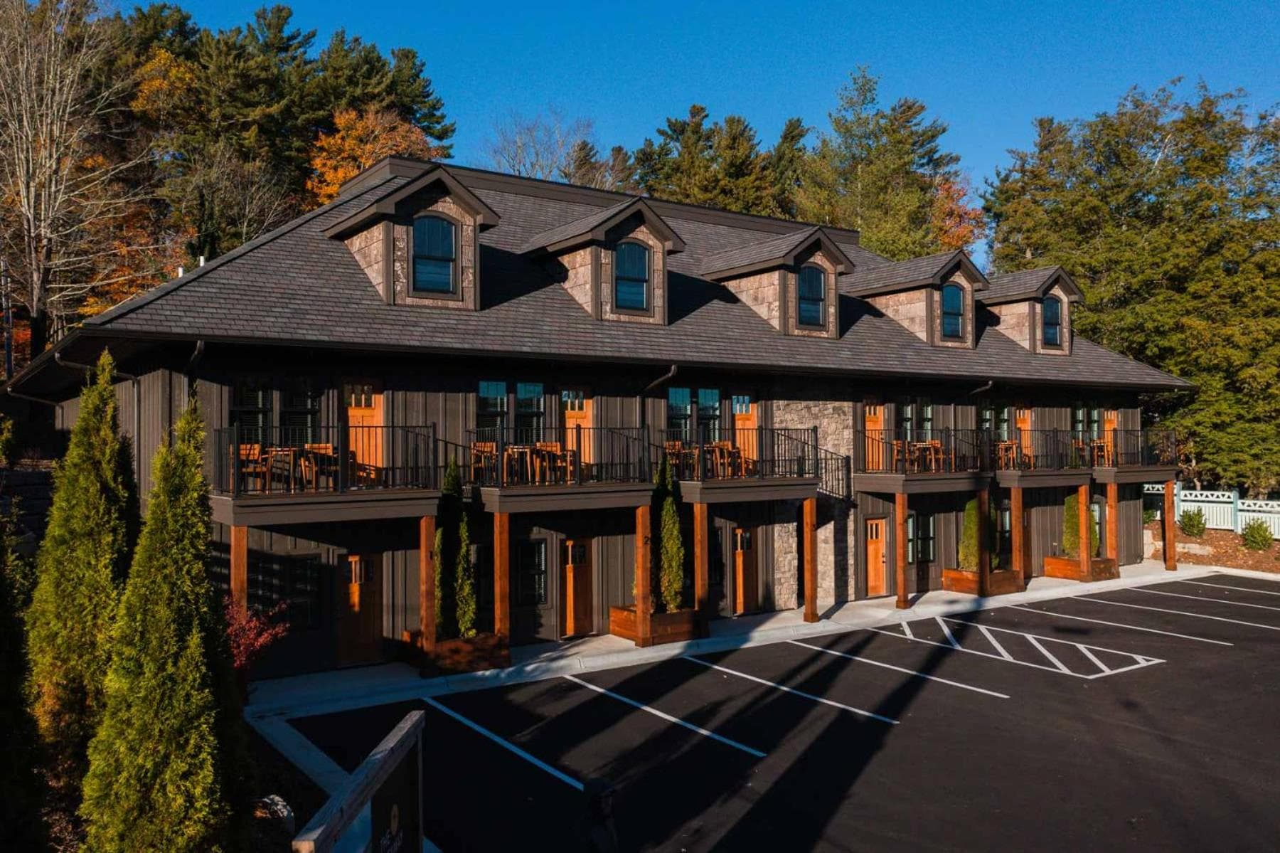 The Getaway Blowing Rock featured exterior or lobby in Blowing Rock, NC — similar hotel