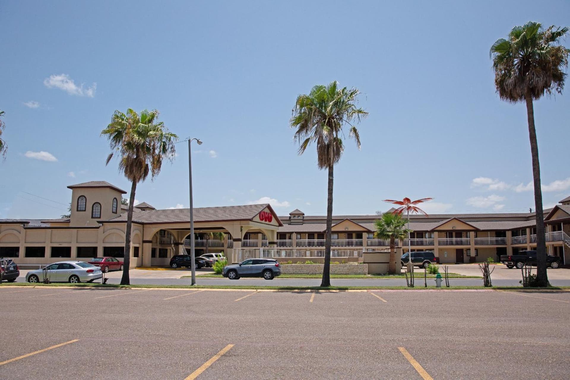 OYO Hotel McAllen Airport South gallery photo in McAllen, TX — image 87