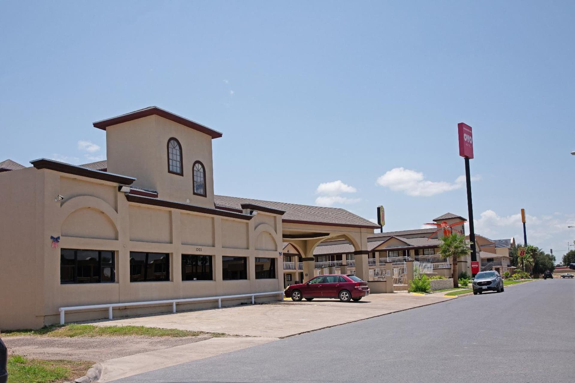 OYO Hotel McAllen Airport South gallery photo in McAllen, TX — image 42