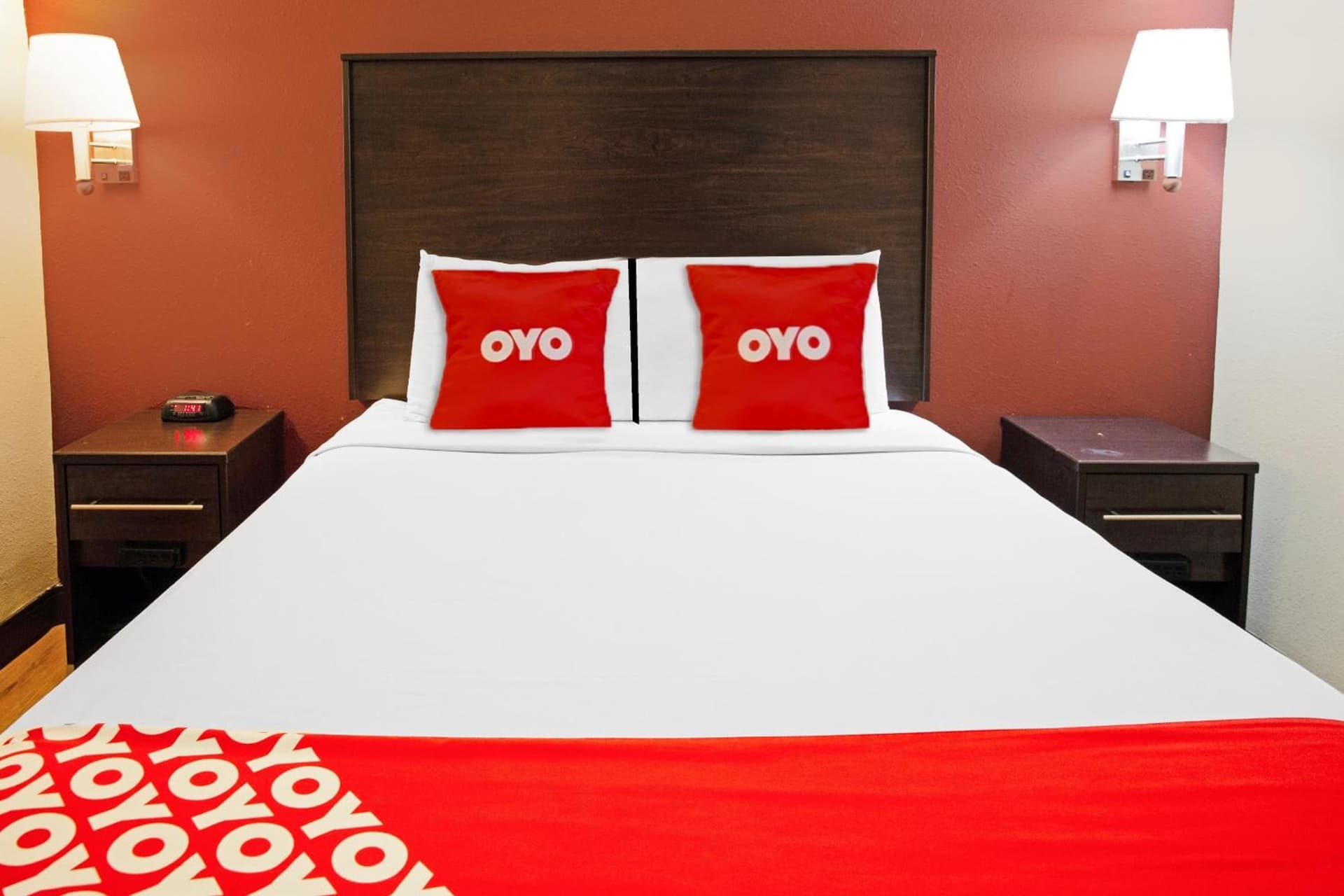 OYO Hotel McAllen Airport South gallery photo in McAllen, TX — image 81