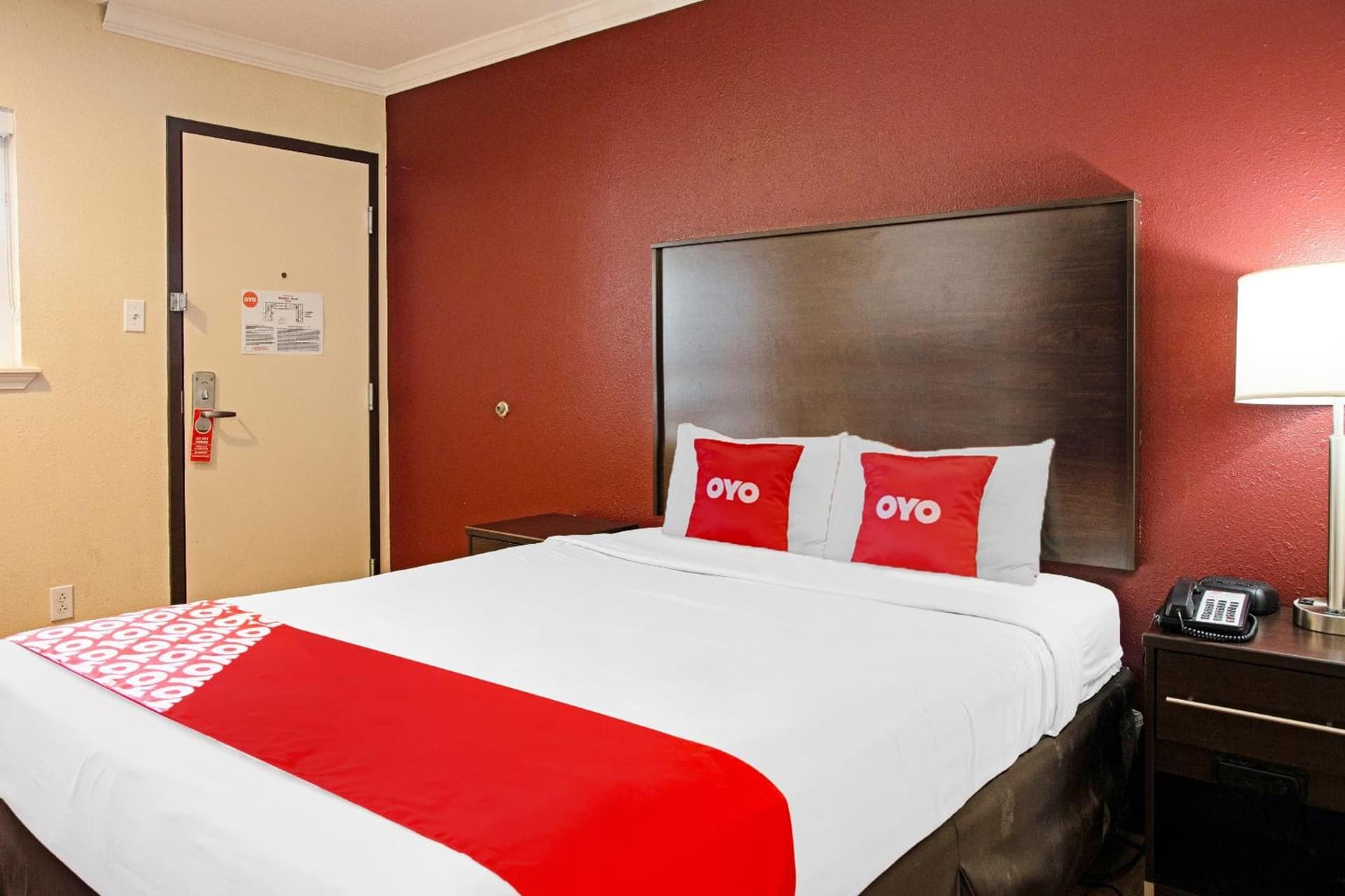 OYO Hotel McAllen Airport South gallery photo in McAllen, TX — image 50