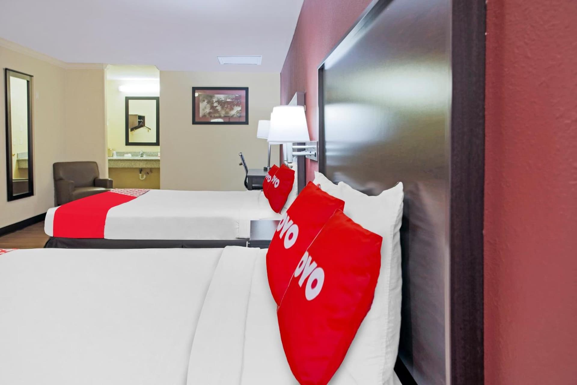 OYO Hotel McAllen Airport South gallery photo in McAllen, TX — image 72
